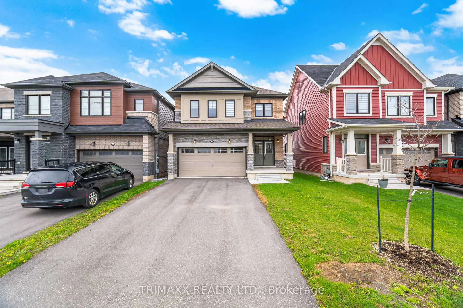 Photo 2 of 275 Vanilla Trail, Thorold, Rolling Meadows — HOMEH