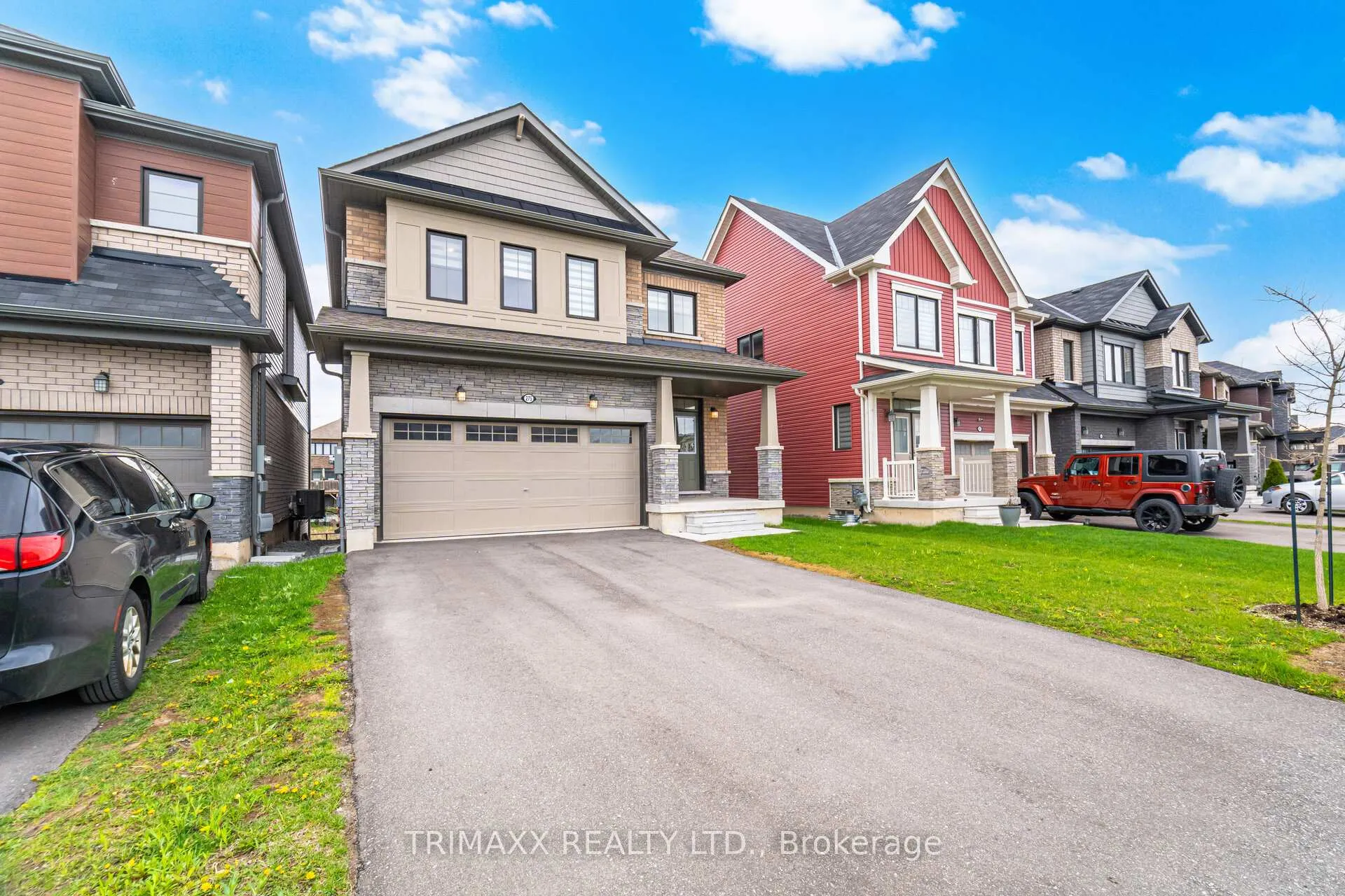 Photo 3 of 275 Vanilla Trail, Thorold, Rolling Meadows — HOMEH
