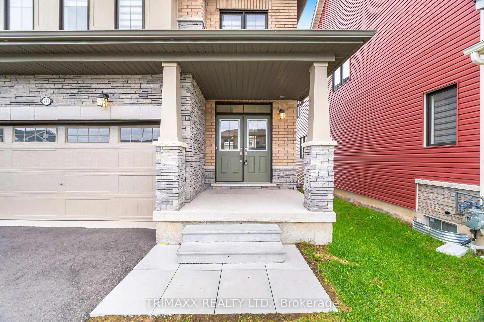 Photo 4 of 275 Vanilla Trail, Thorold, Rolling Meadows — HOMEH