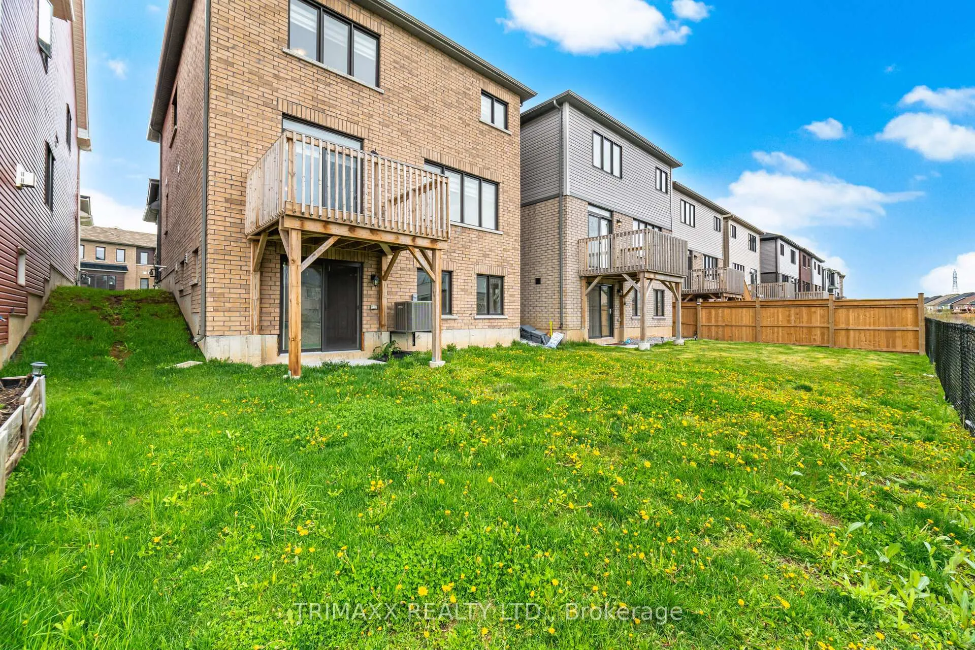 Photo 29 of 275 Vanilla Trail, Thorold, Rolling Meadows — HOMEH