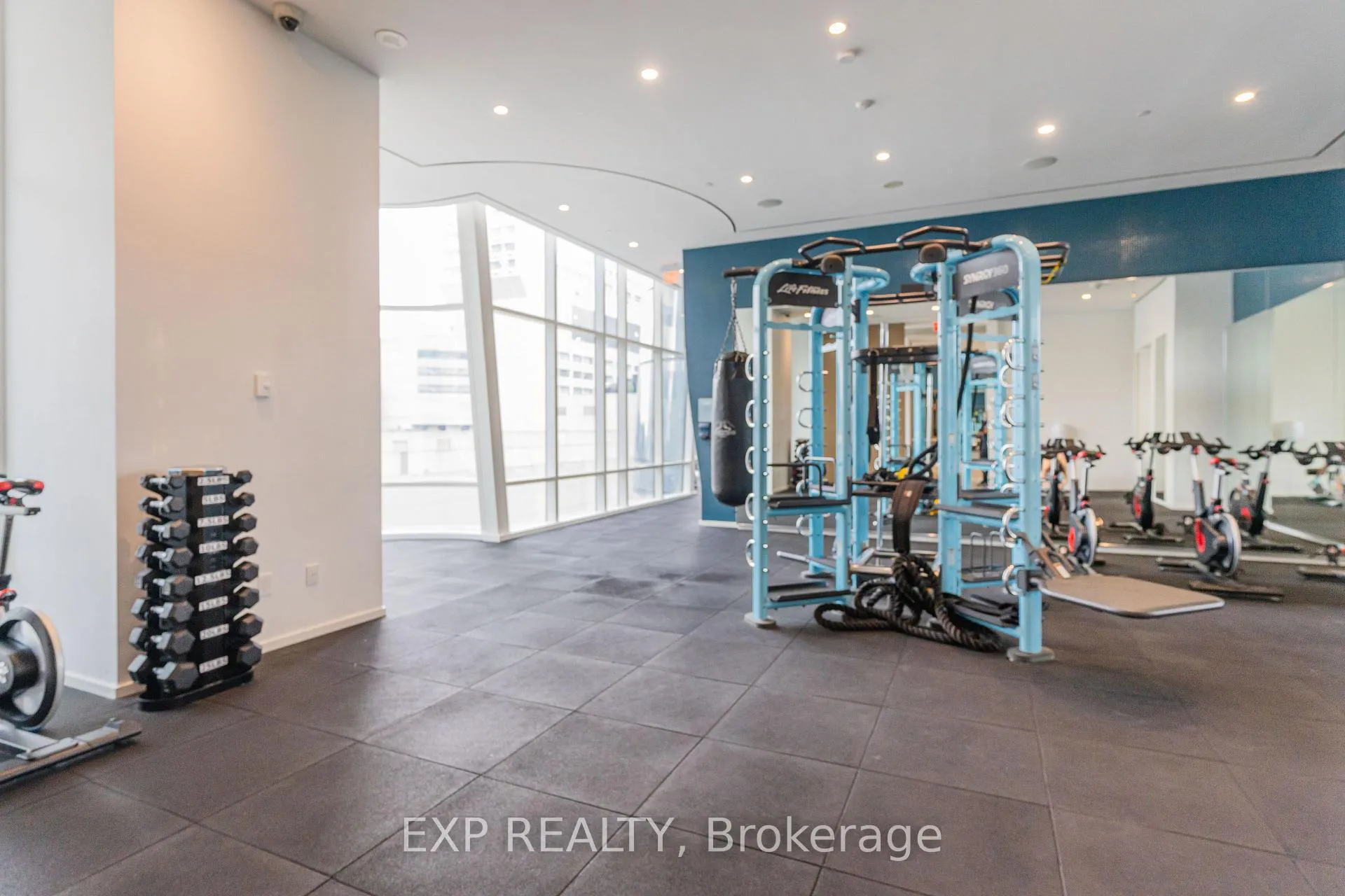 Photo 5 of Unit 1, 1 Bloor Street, Toronto, Church-Yonge Corridor — HOMEH