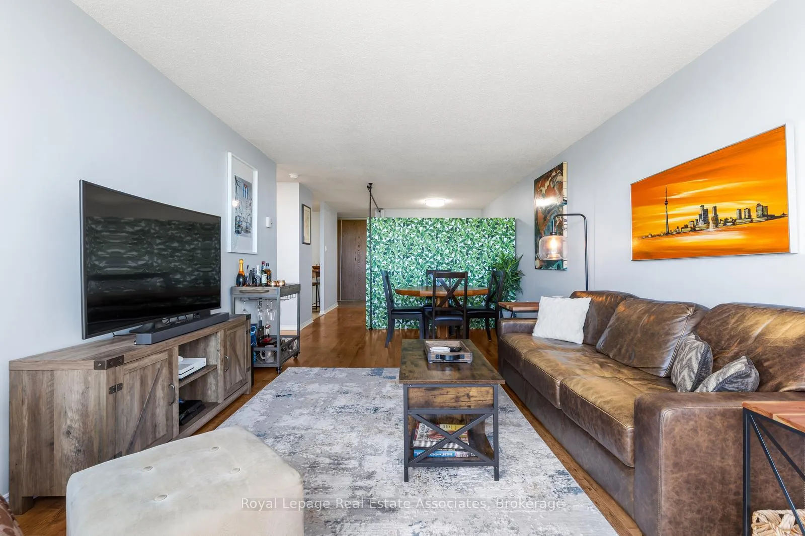Photo 10 of Unit 1502, 55 Green Valley Drive, Kitchener, Pioneer Park — HOMEH