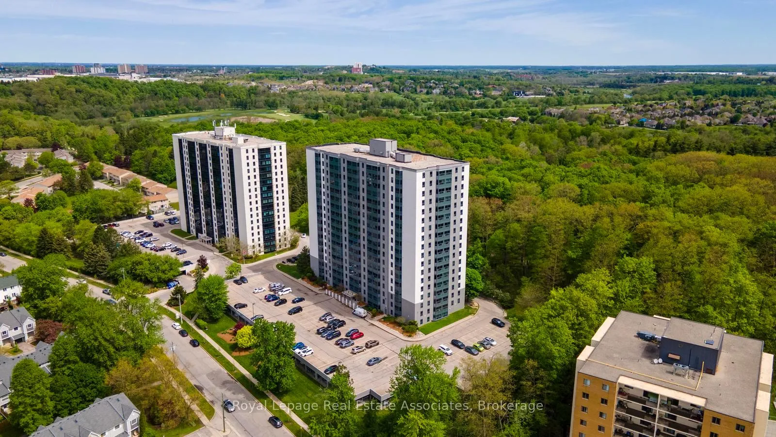 Photo 25 of Unit 1502, 55 Green Valley Drive, Kitchener, Pioneer Park — HOMEH