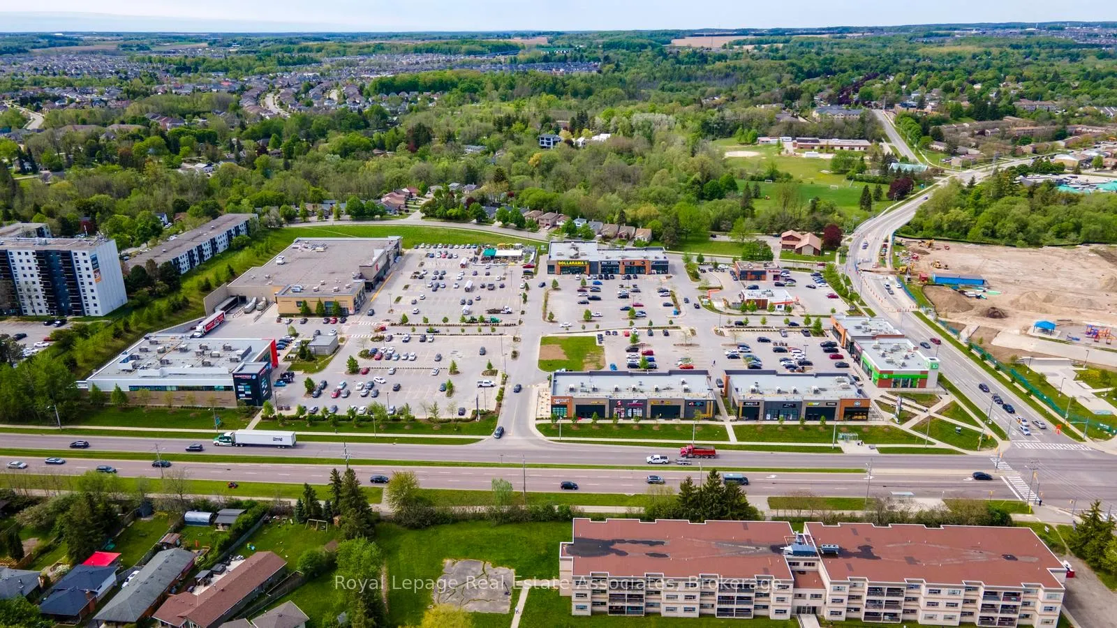 Photo 34 of Unit 1502, 55 Green Valley Drive, Kitchener, Pioneer Park — HOMEH