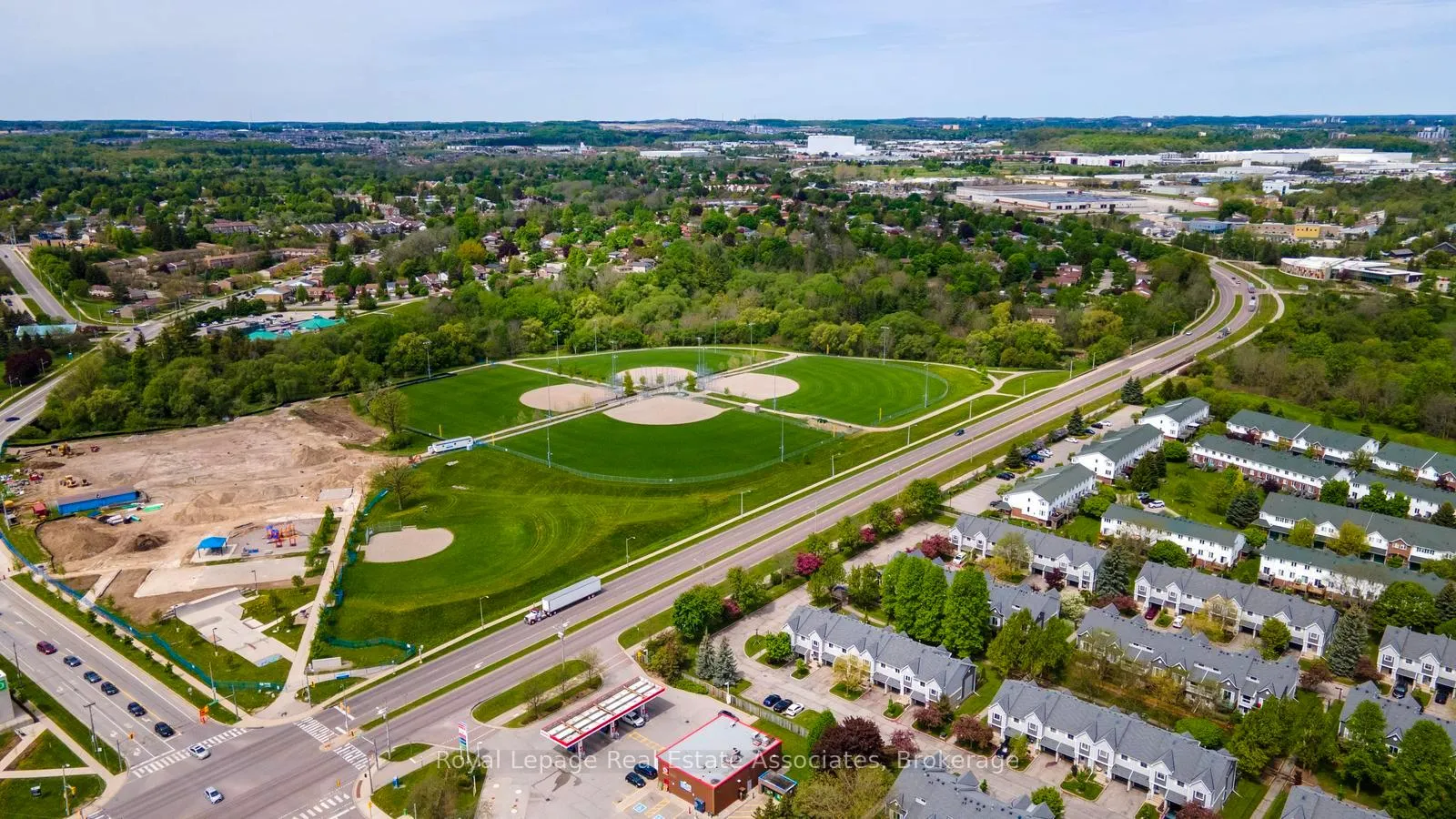 Photo 35 of Unit 1502, 55 Green Valley Drive, Kitchener, Pioneer Park — HOMEH