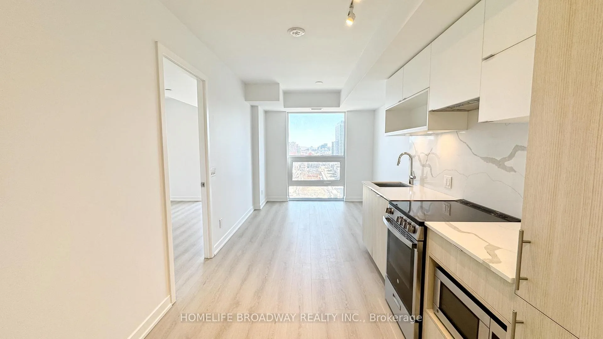 Photo 5 of Unit 1505, 100 Queen Street E, Toronto, Church-Yonge Corridor — HOMEH