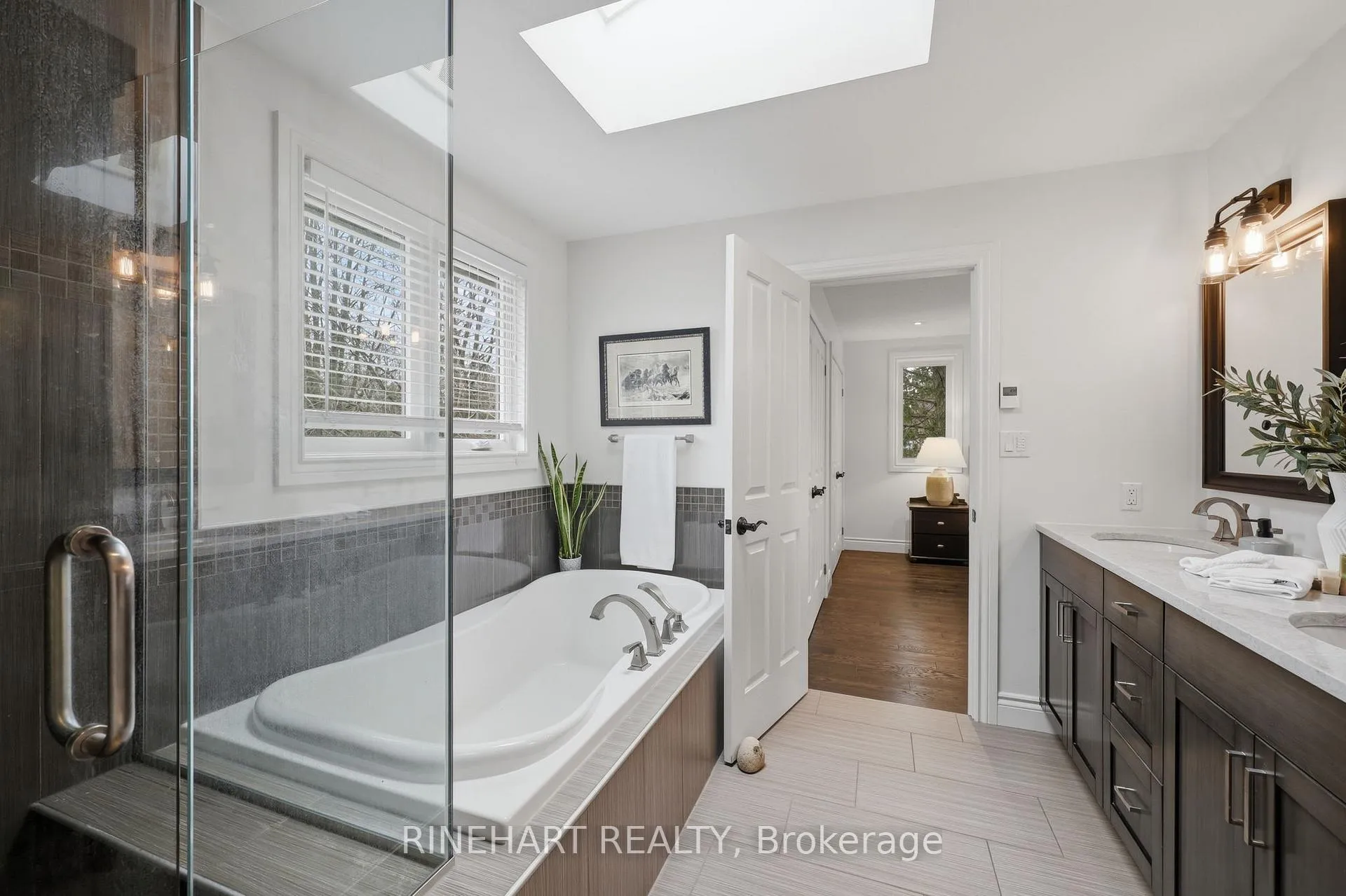 Photo 29 of 36 Redford Road, London, North B — HOMEH