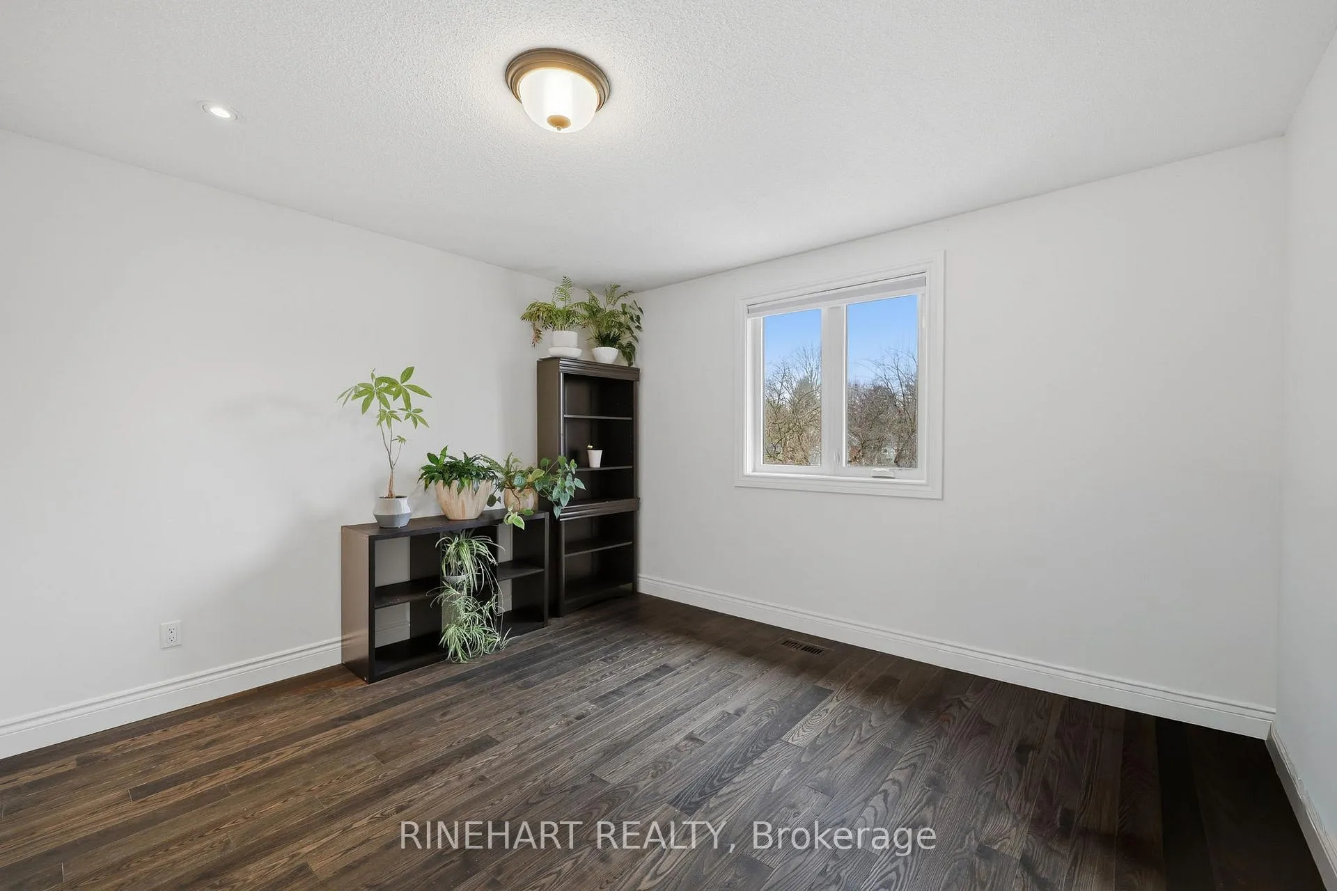 Photo 32 of 36 Redford Road, London, North B — HOMEH