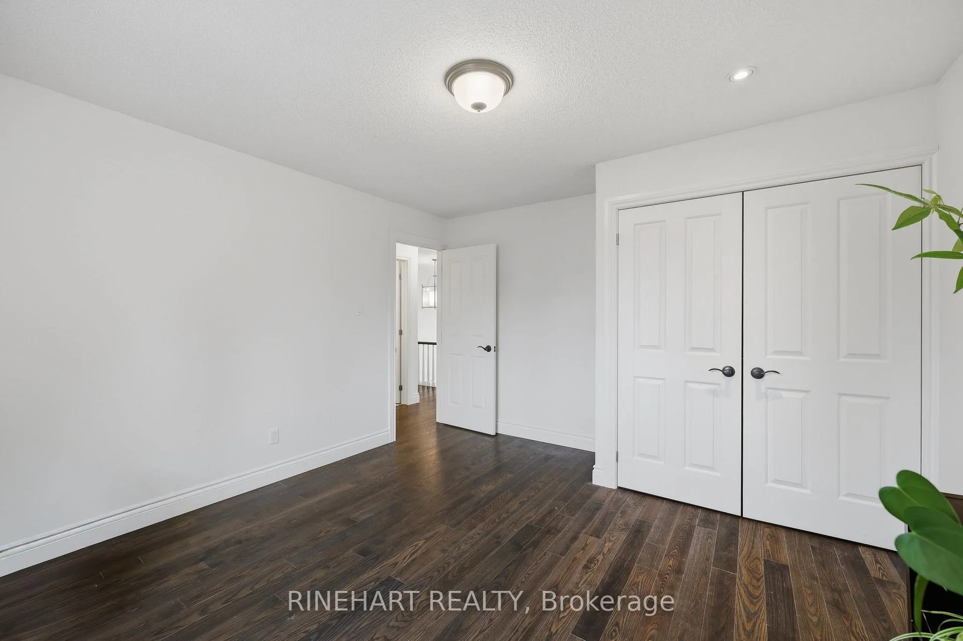 Photo 33 of 36 Redford Road, London, North B — HOMEH