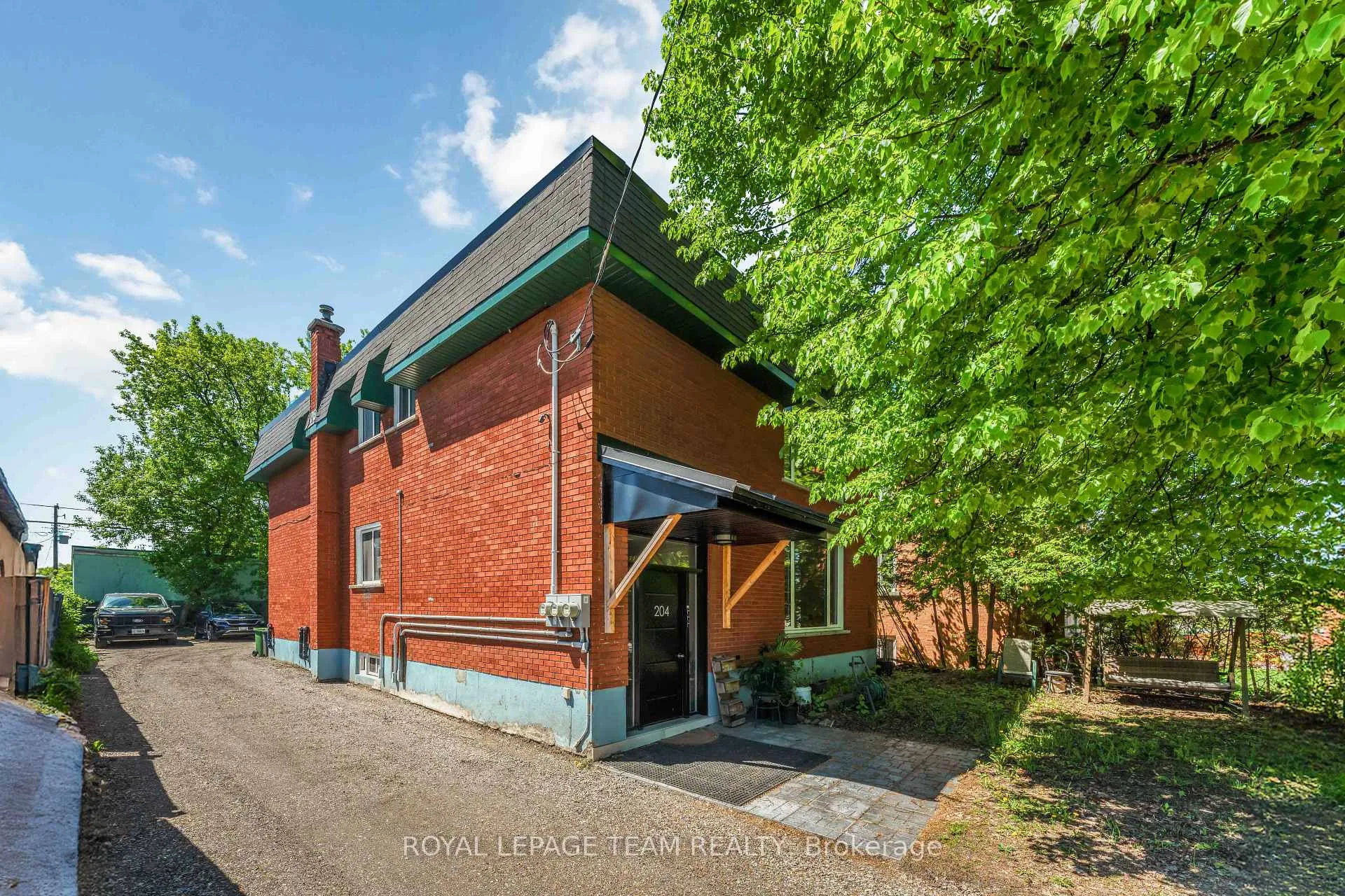 Photo 1 of Unit 2, 204 Donald Street, Ottawa, Overbrook/Castle Heights — HOMEH