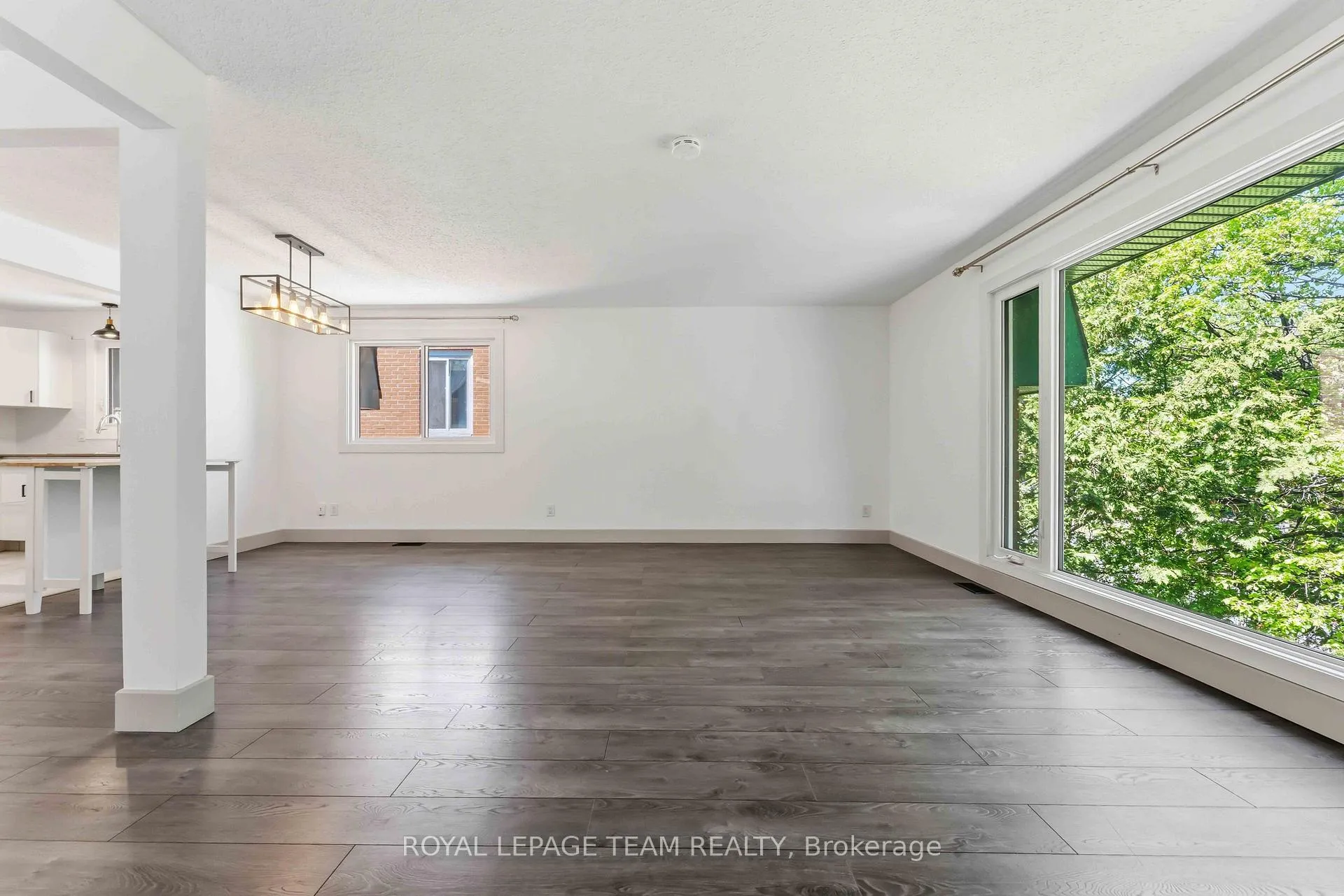 Photo 9 of Unit 2, 204 Donald Street, Ottawa, Overbrook/Castle Heights — HOMEH