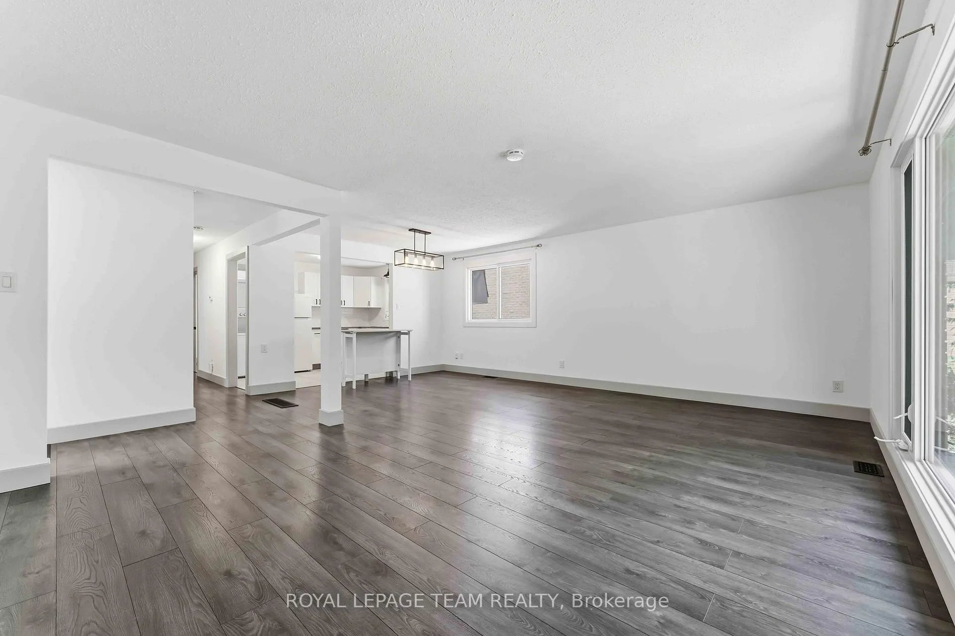 Photo 10 of Unit 2, 204 Donald Street, Ottawa, Overbrook/Castle Heights — HOMEH