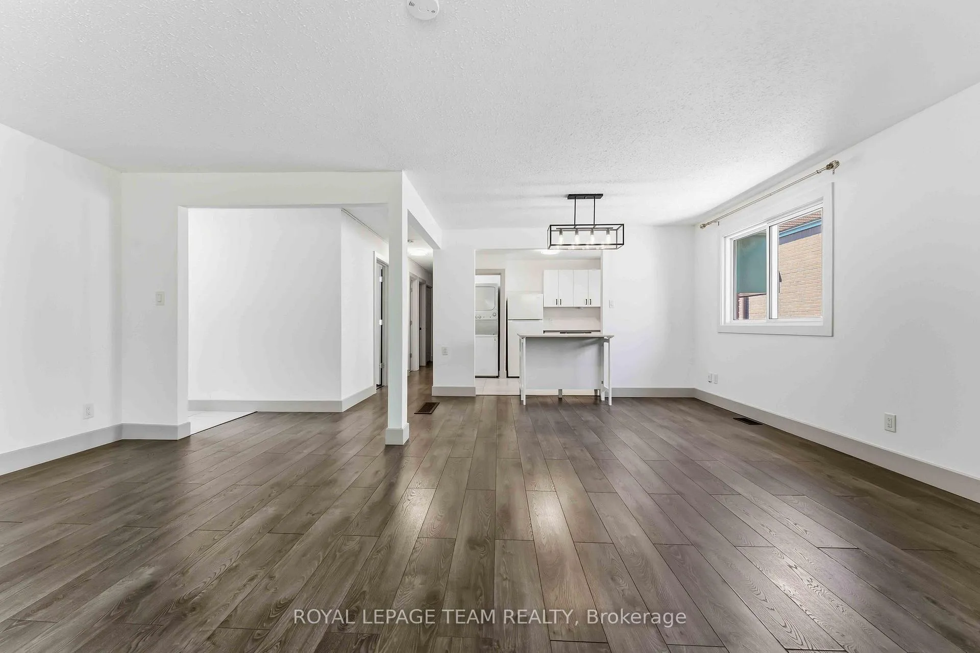 Photo 11 of Unit 2, 204 Donald Street, Ottawa, Overbrook/Castle Heights — HOMEH