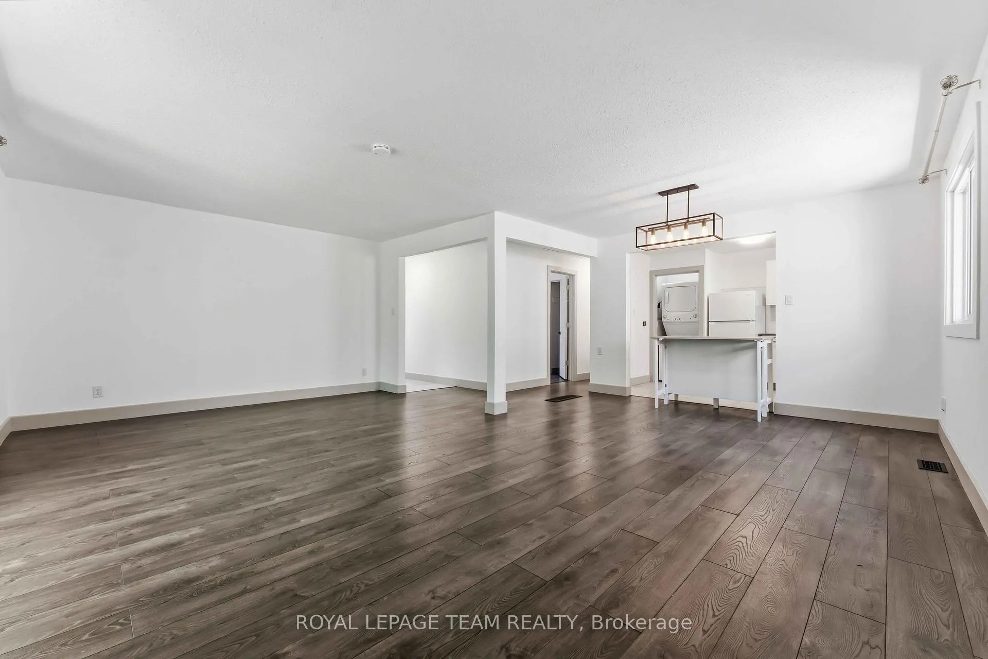 Photo 12 of Unit 2, 204 Donald Street, Ottawa, Overbrook/Castle Heights — HOMEH