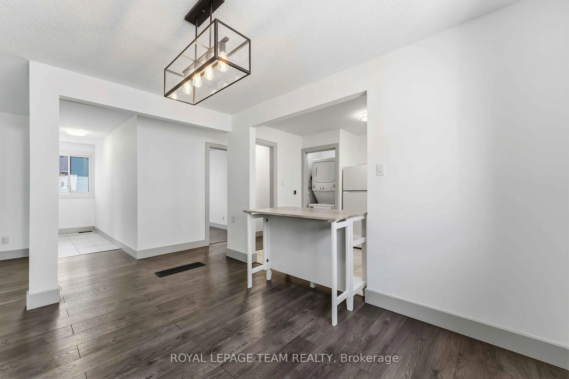 Photo 13 of Unit 2, 204 Donald Street, Ottawa, Overbrook/Castle Heights — HOMEH