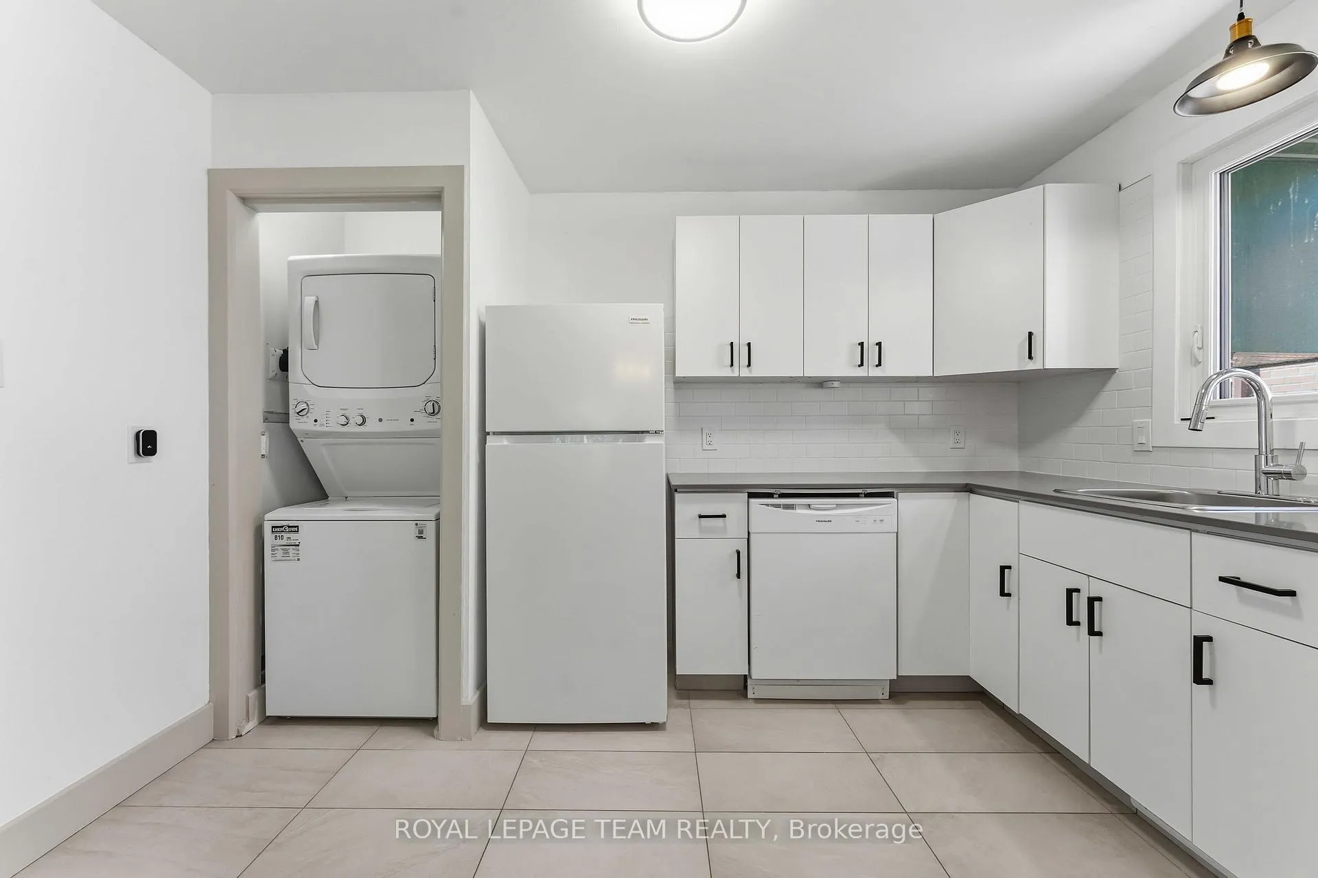 Photo 14 of Unit 2, 204 Donald Street, Ottawa, Overbrook/Castle Heights — HOMEH