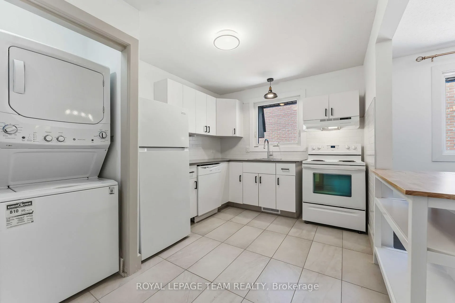 Photo 15 of Unit 2, 204 Donald Street, Ottawa, Overbrook/Castle Heights — HOMEH