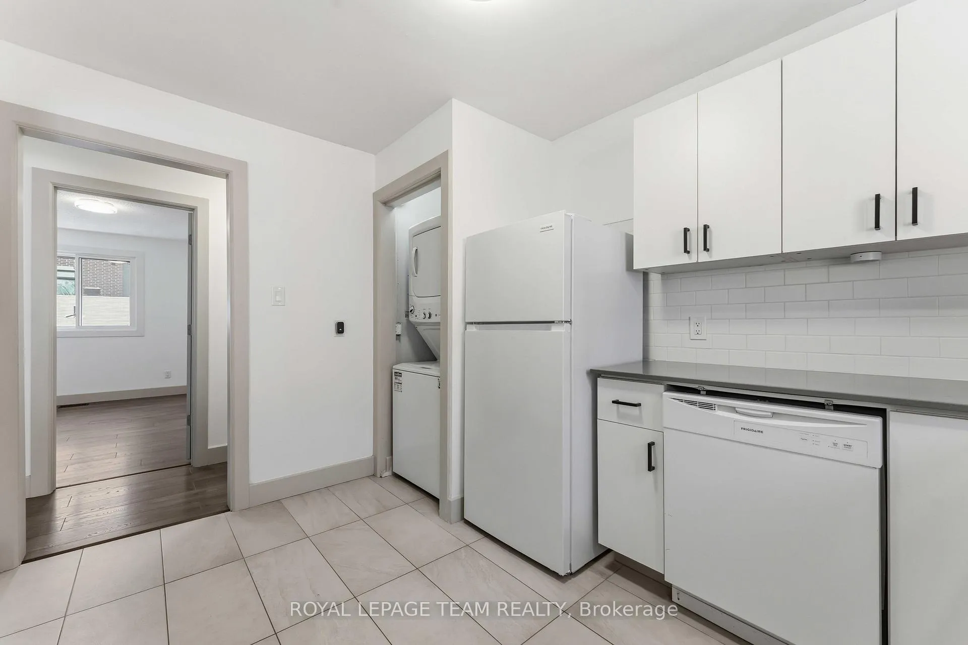 Photo 18 of Unit 2, 204 Donald Street, Ottawa, Overbrook/Castle Heights — HOMEH