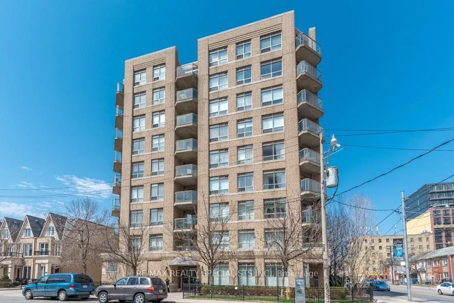 Photo 1 of Unit 208, 140 Bathurst Street, Toronto, Niagara — HOMEH