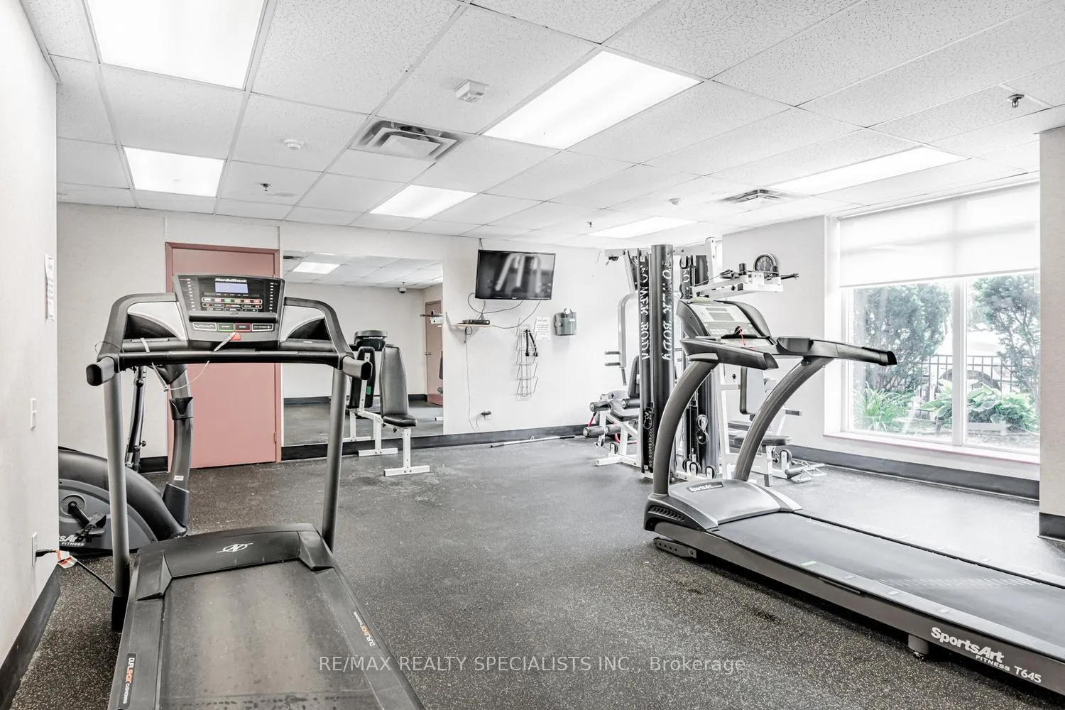 Photo 17 of Unit 208, 140 Bathurst Street, Toronto, Niagara — HOMEH