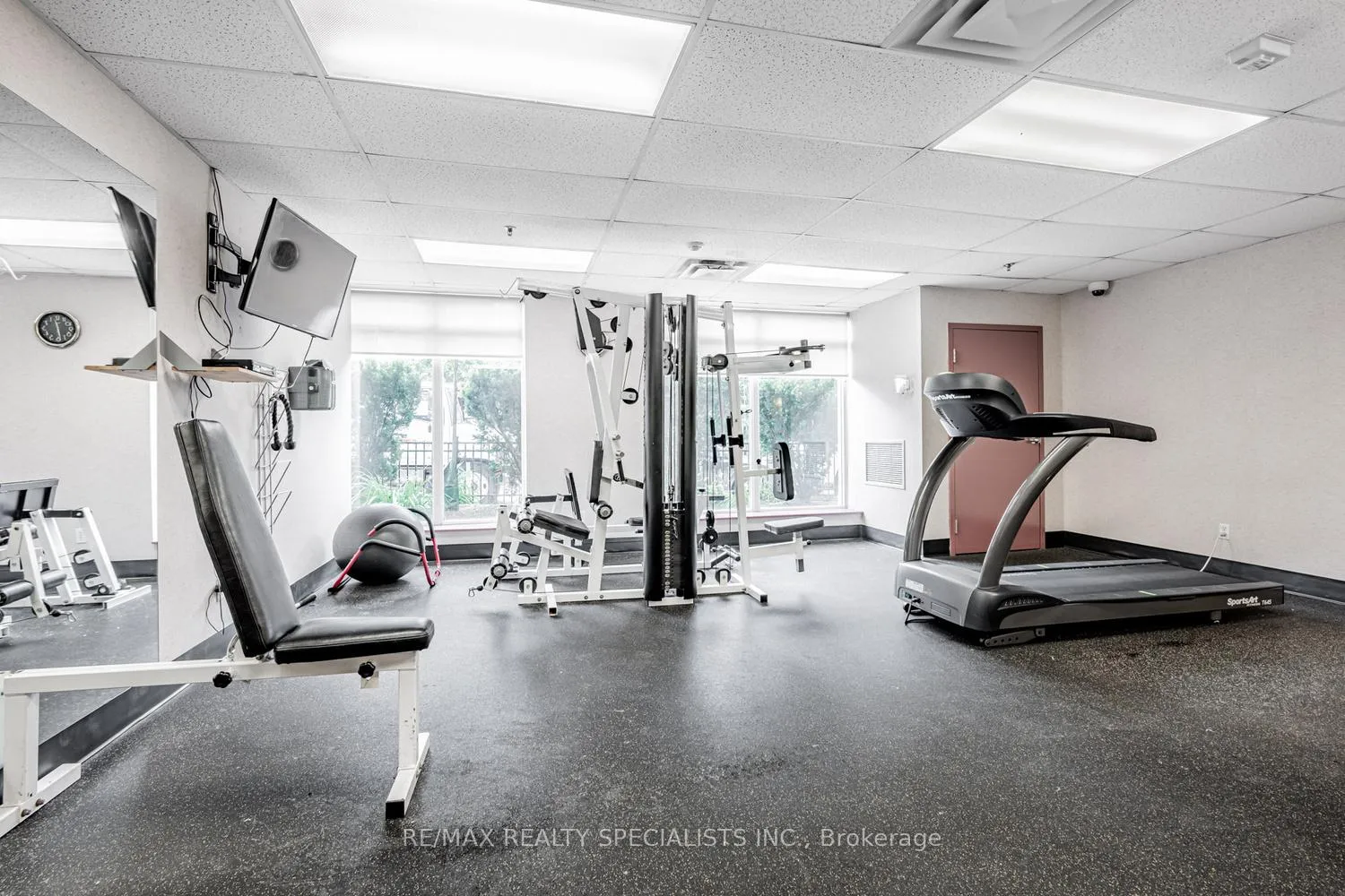 Photo 18 of Unit 208, 140 Bathurst Street, Toronto, Niagara — HOMEH