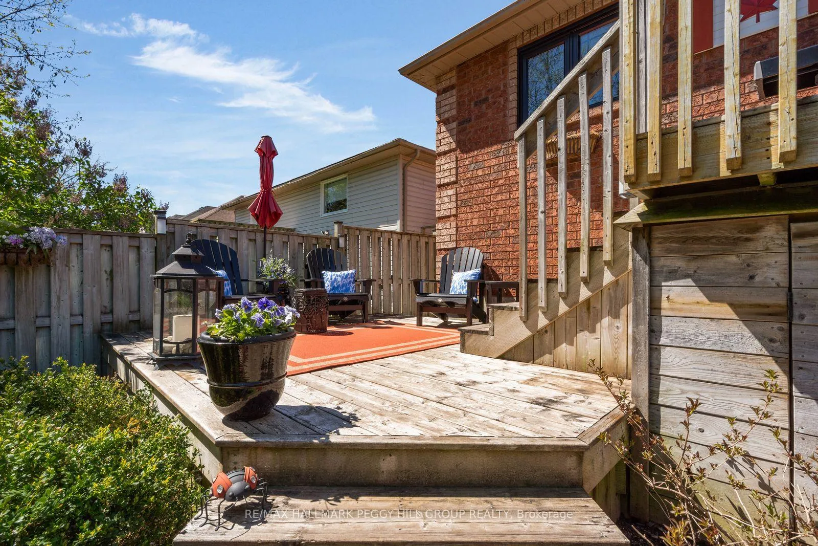 Photo 15 of 35 Golden Eagle Way, Barrie, Little Lake — HOMEH