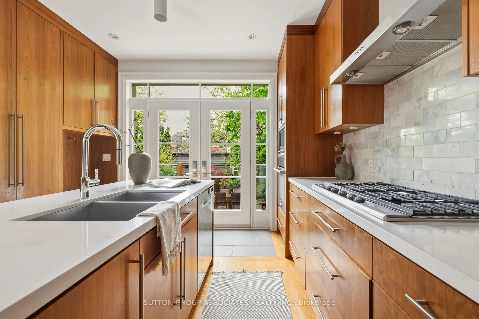 Photo 14 of 204 Beatrice Street, Toronto, Palmerston-Little Italy — HOMEH