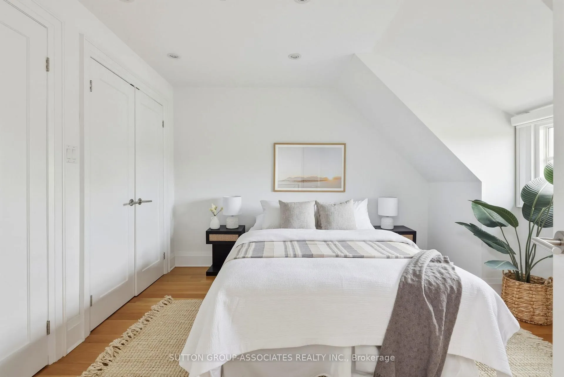 Photo 28 of 204 Beatrice Street, Toronto, Palmerston-Little Italy — HOMEH