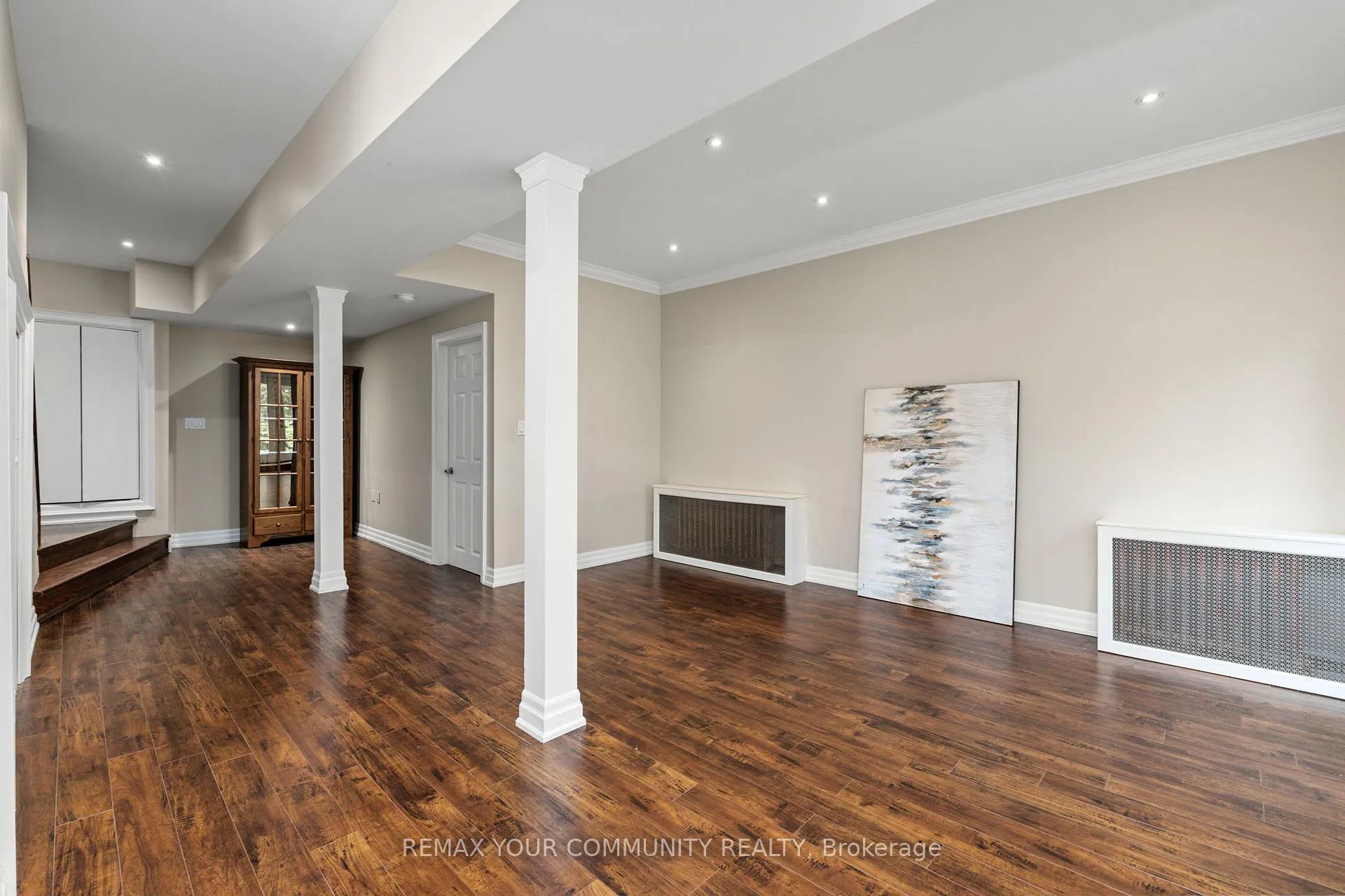 Photo 33 of 236 Ellis Avenue, Toronto, High Park-Swansea — HOMEH