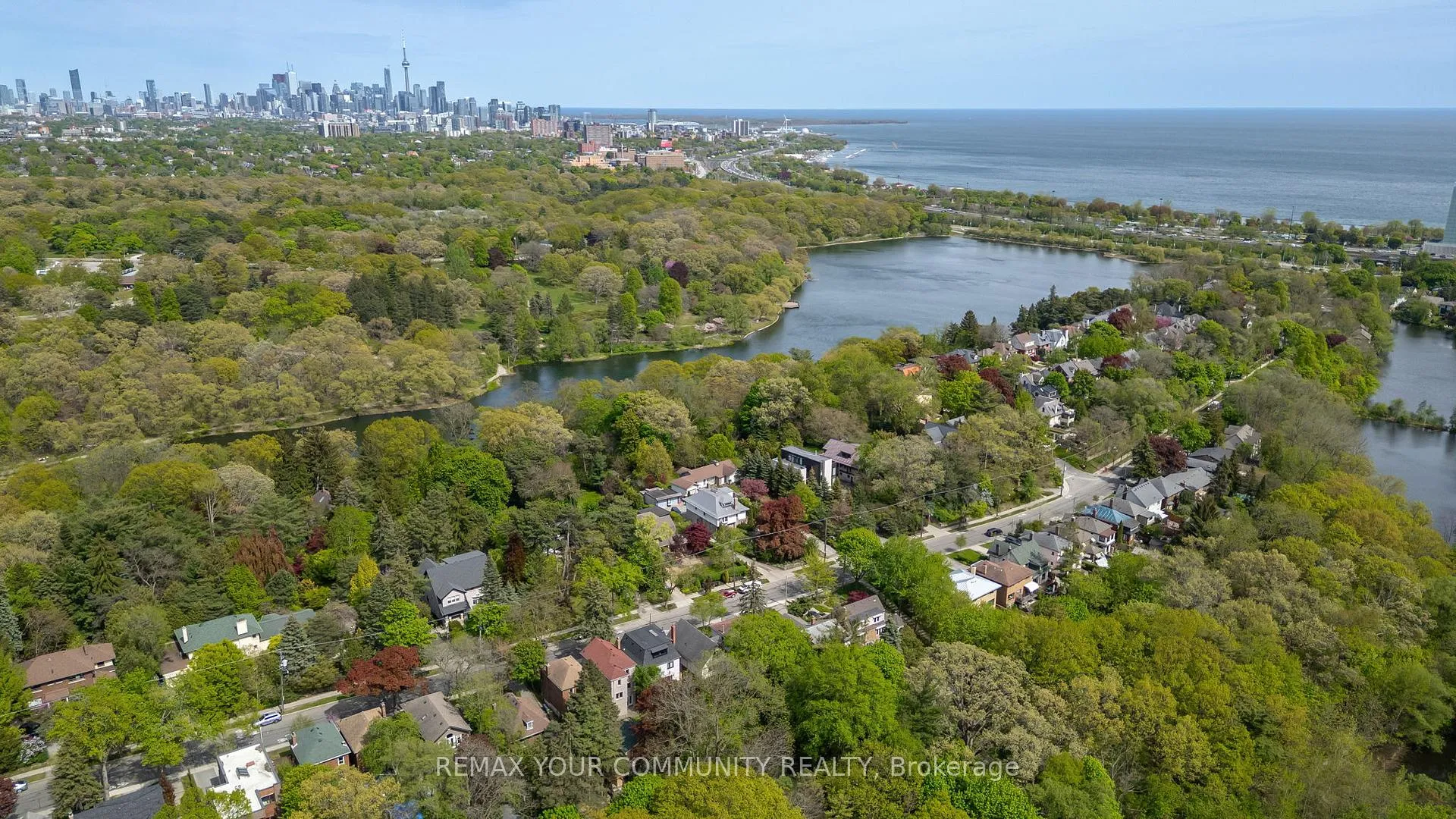 Photo 46 of 236 Ellis Avenue, Toronto, High Park-Swansea — HOMEH