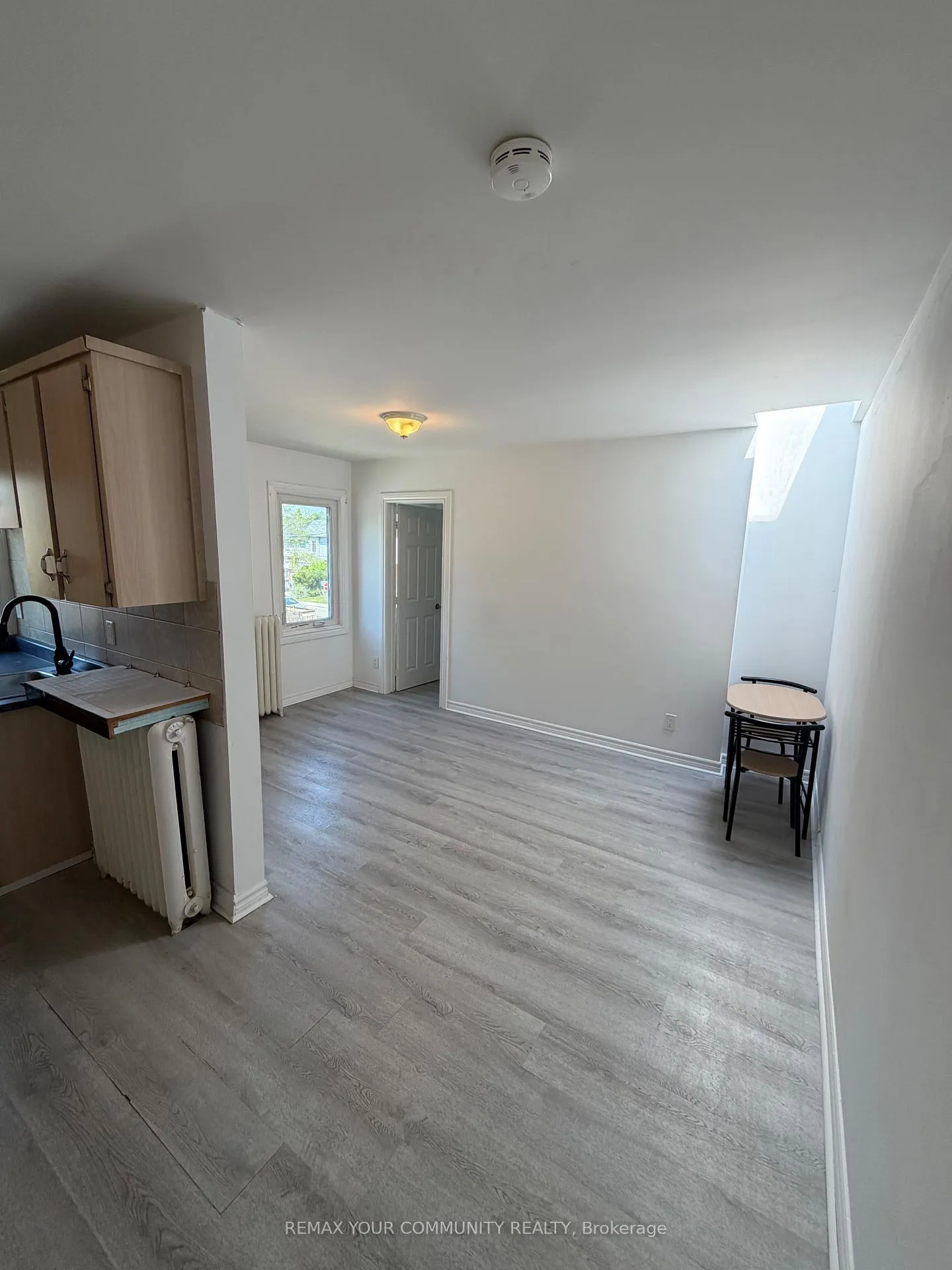 Photo 4 of Unit 2nd Floor, 127 Morrison Avenue, Toronto, Corso Italia-Davenport — HOMEH