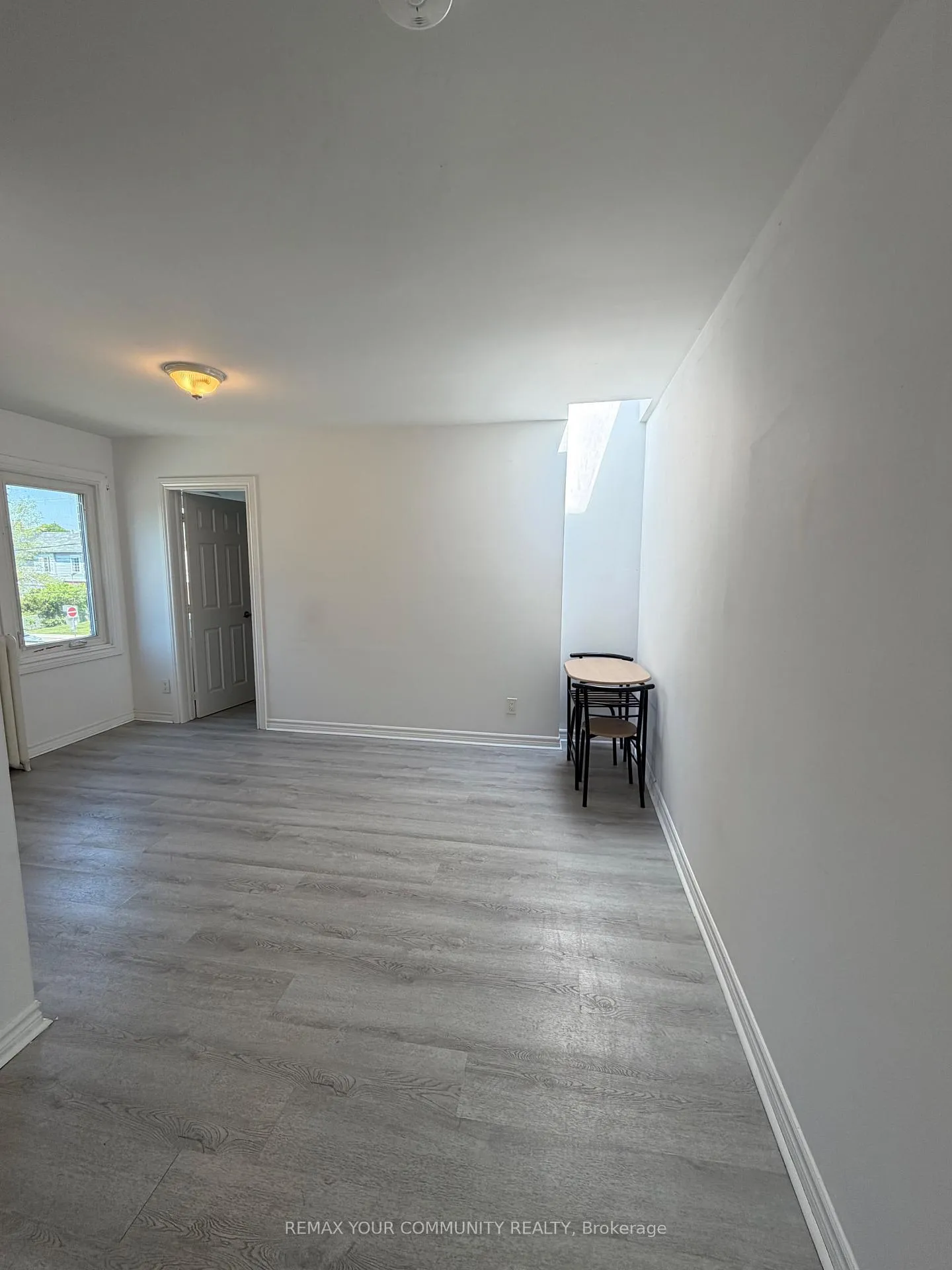 Photo 6 of Unit 2nd Floor, 127 Morrison Avenue, Toronto, Corso Italia-Davenport — HOMEH