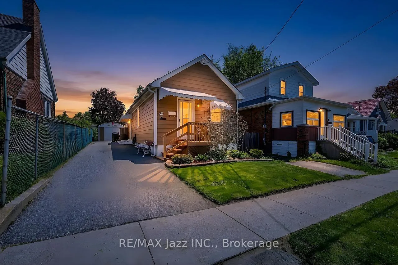 Photo 2 of 69 Westmount Street, Oshawa, Vanier — HOMEH