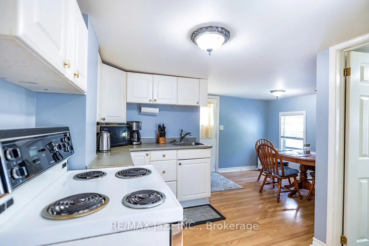 Photo 7 of 69 Westmount Street, Oshawa, Vanier — HOMEH