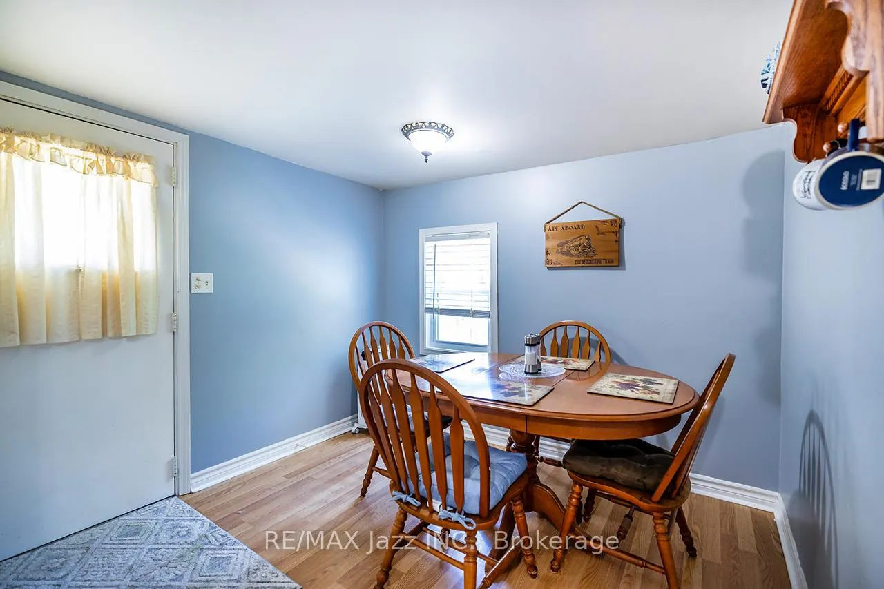 Photo 10 of 69 Westmount Street, Oshawa, Vanier — HOMEH
