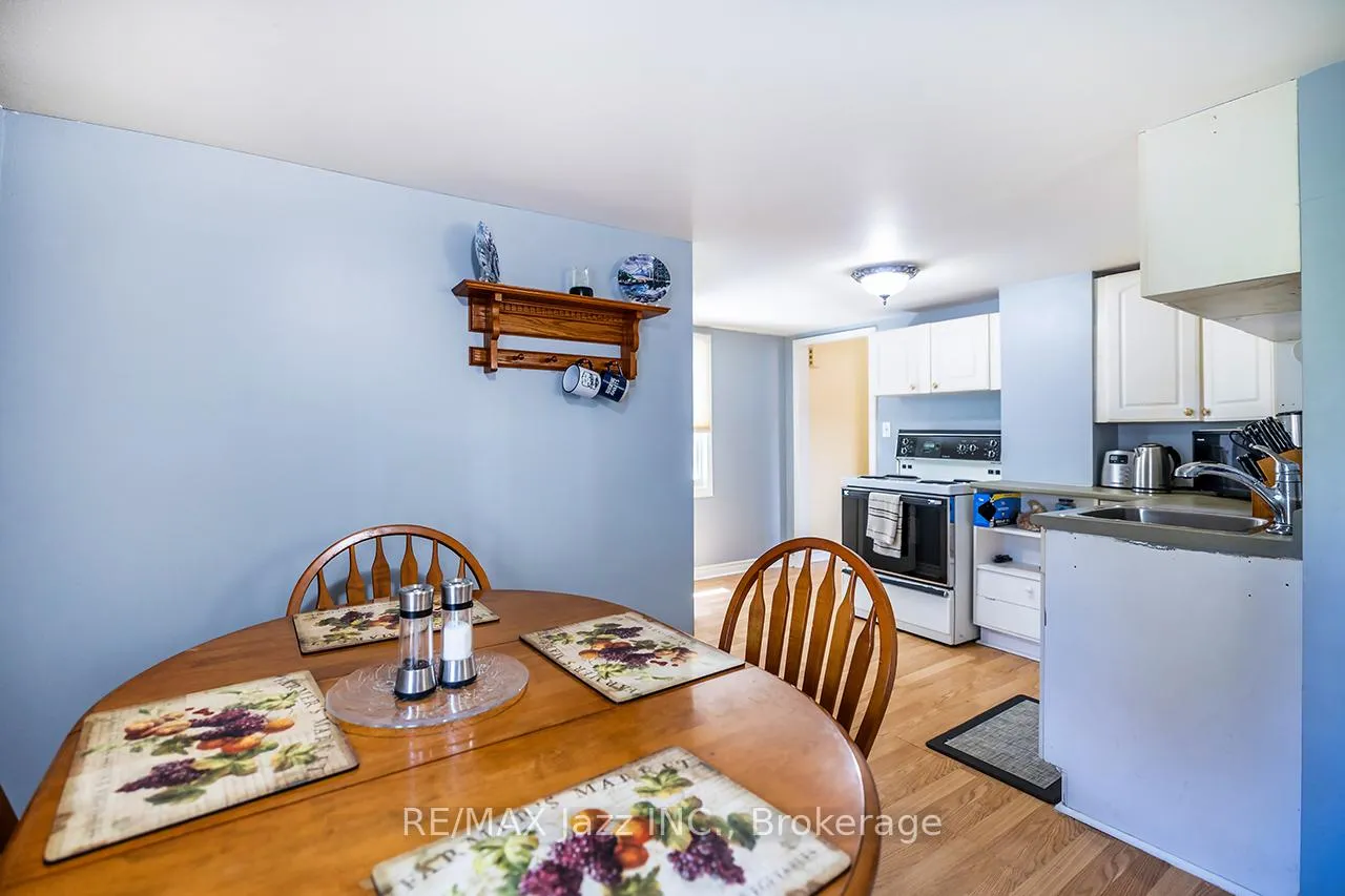 Photo 11 of 69 Westmount Street, Oshawa, Vanier — HOMEH