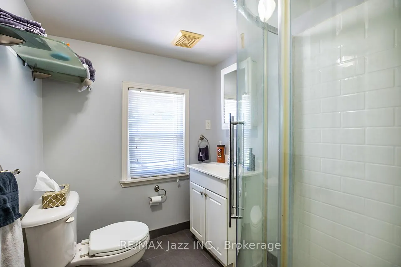 Photo 12 of 69 Westmount Street, Oshawa, Vanier — HOMEH