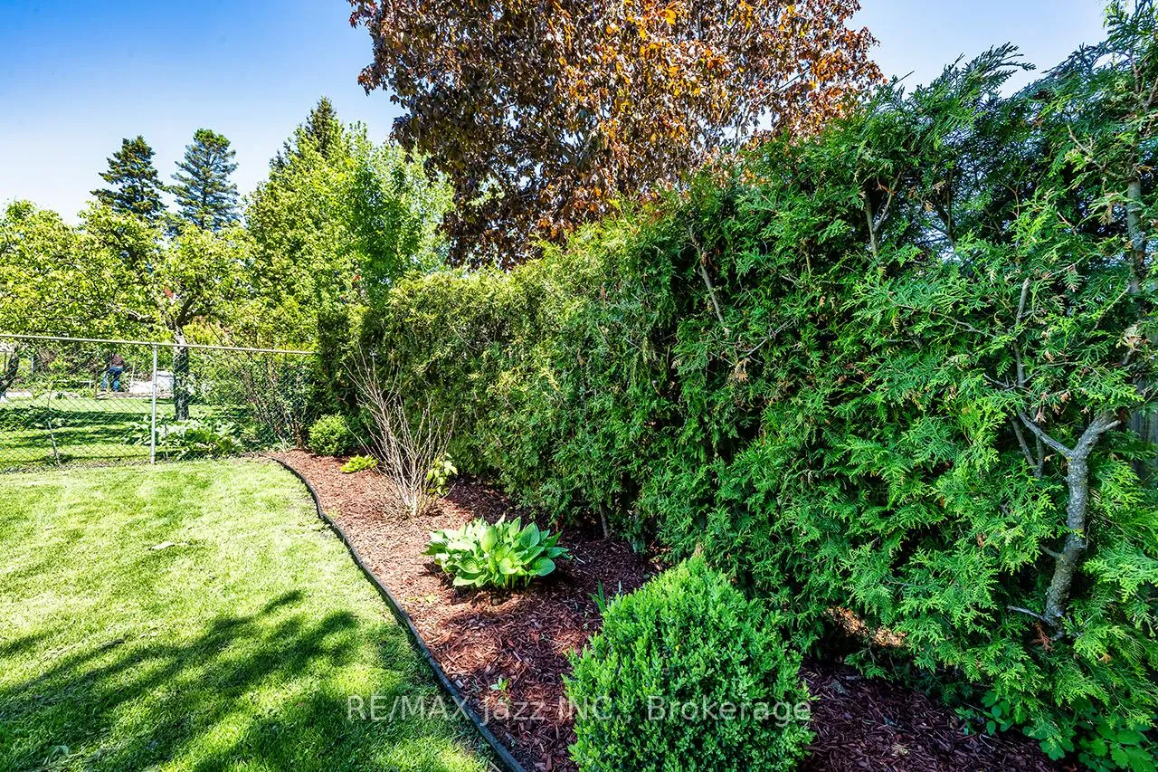 Photo 20 of 69 Westmount Street, Oshawa, Vanier — HOMEH