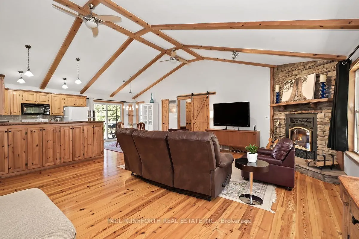 Photo 9 of 19474 Kenyon Conc Rd 1, North Glengarry, North Glengarry (Kenyon) Twp — HOMEH