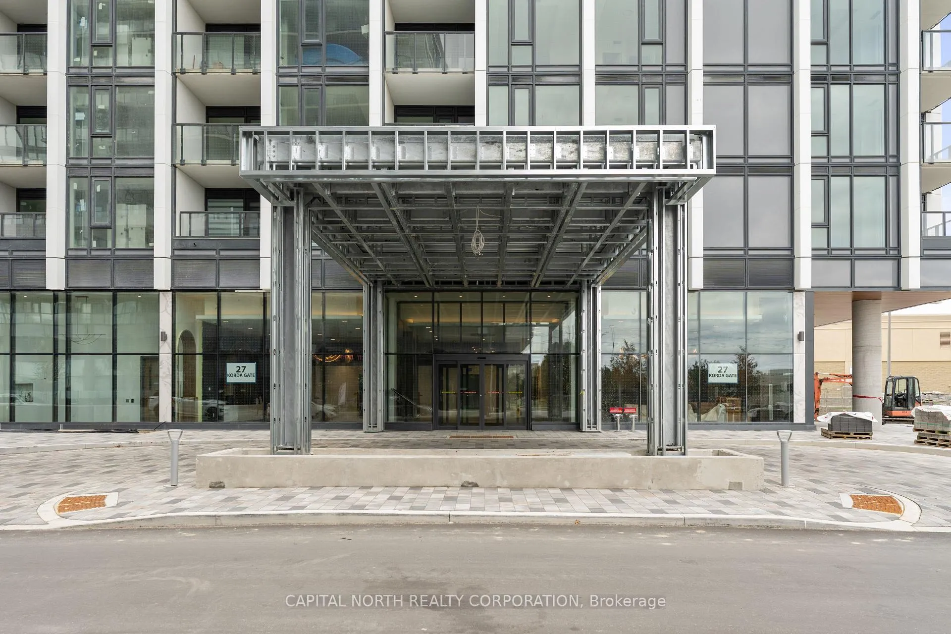 Photo 2 of Unit 1101, 27 Korda Gate, Vaughan, Vellore Village — HOMEH