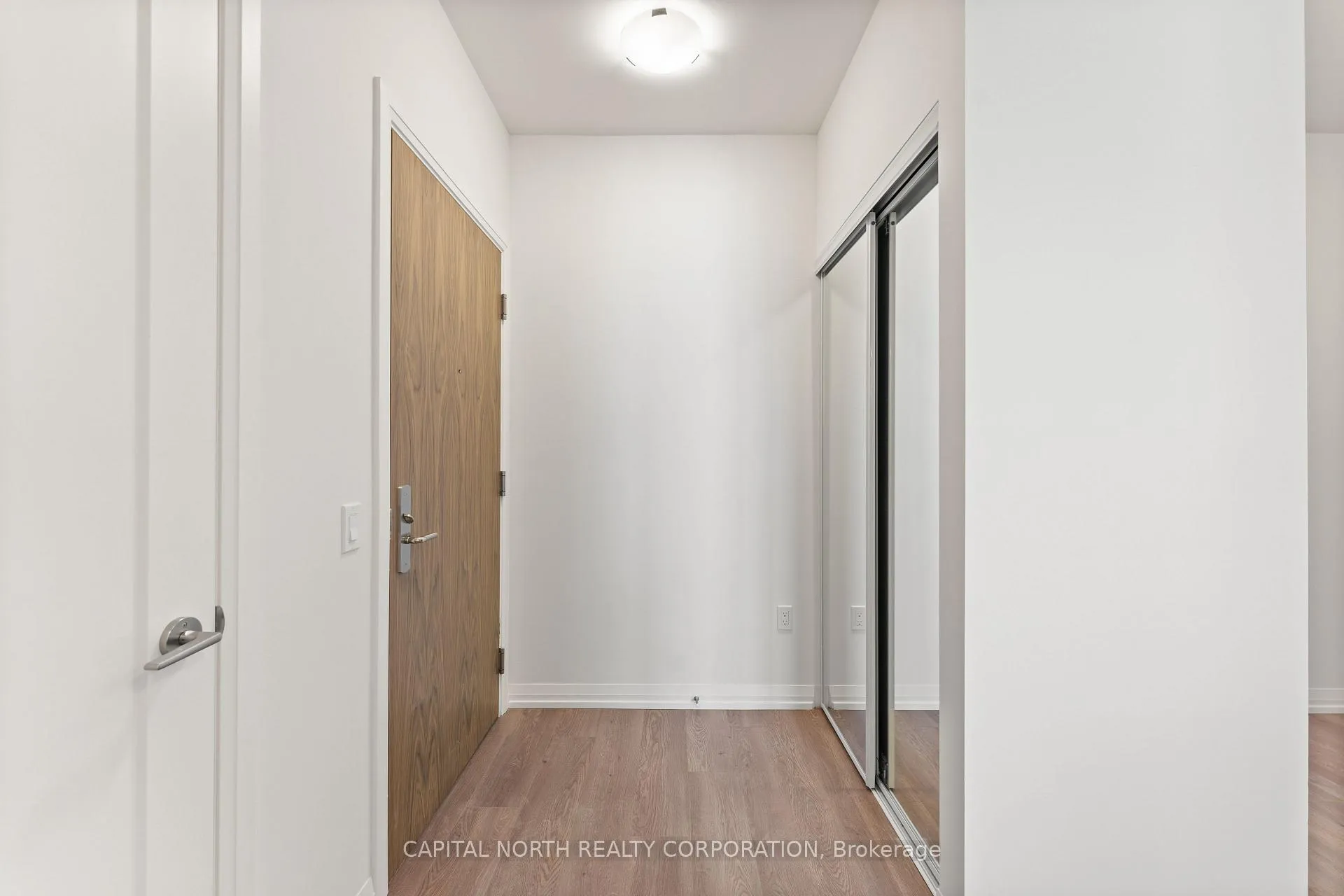 Photo 5 of Unit 1101, 27 Korda Gate, Vaughan, Vellore Village — HOMEH