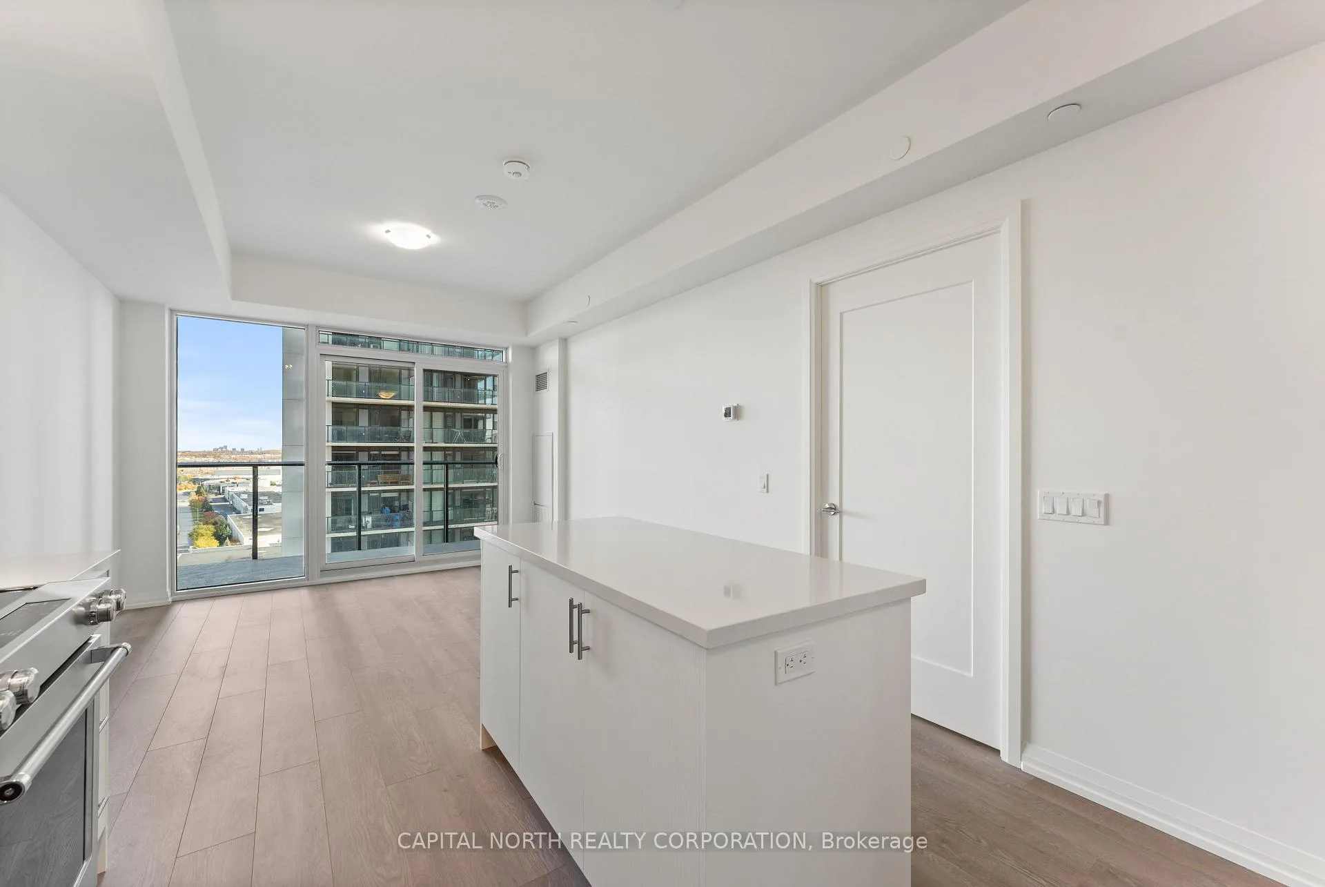 Photo 10 of Unit 1101, 27 Korda Gate, Vaughan, Vellore Village — HOMEH