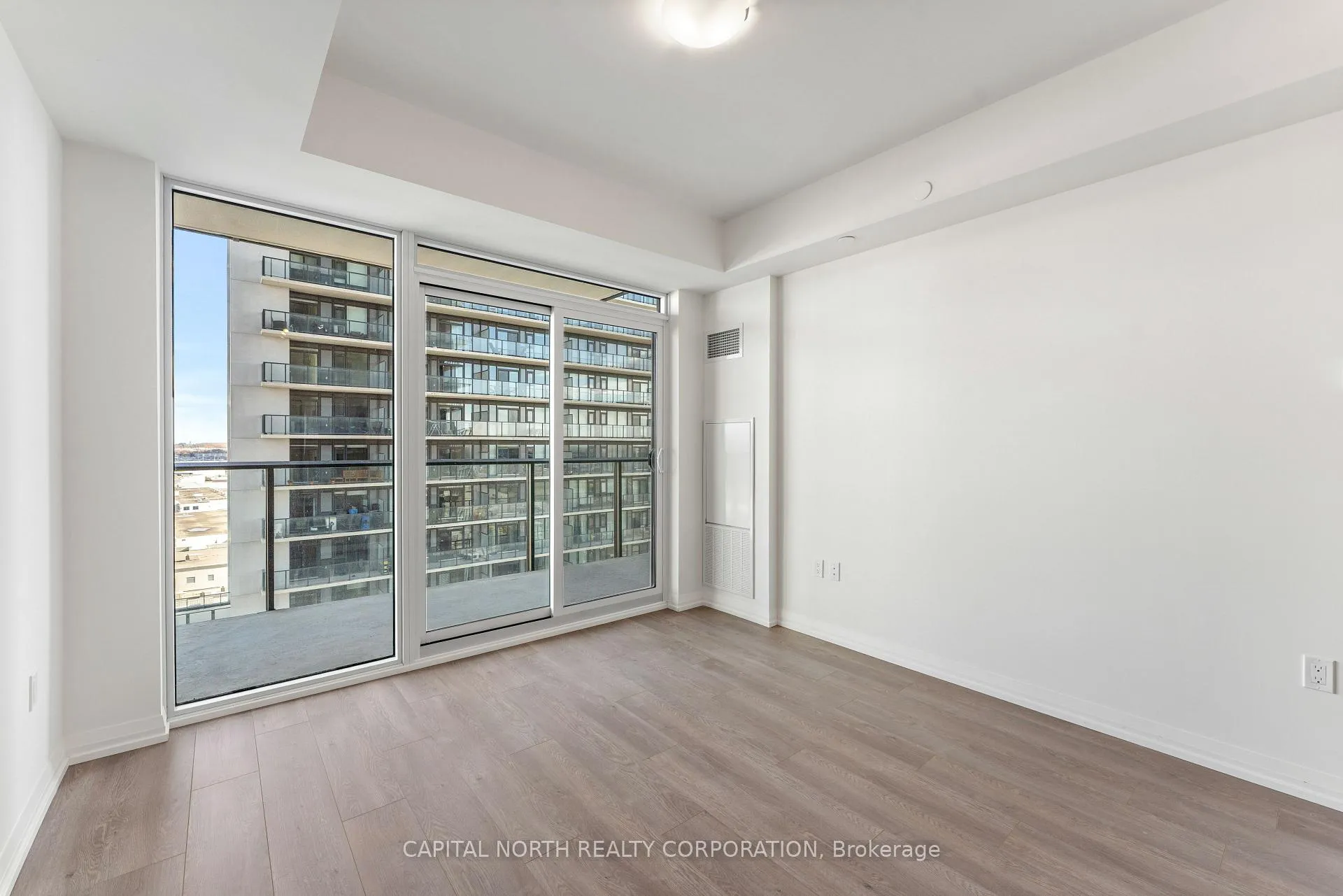 Photo 15 of Unit 1101, 27 Korda Gate, Vaughan, Vellore Village — HOMEH