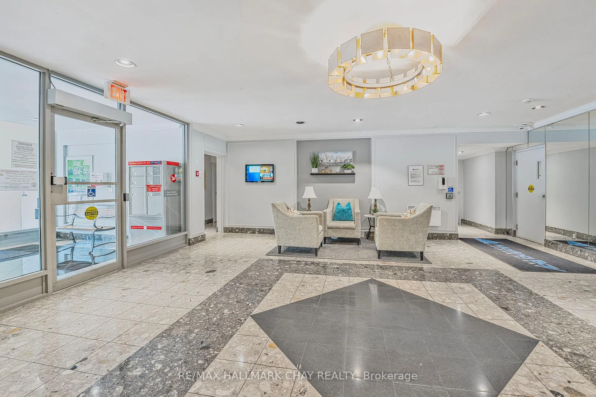Photo 4 of Unit 610, 65 Ellen Street, Barrie, Lakeshore — HOMEH
