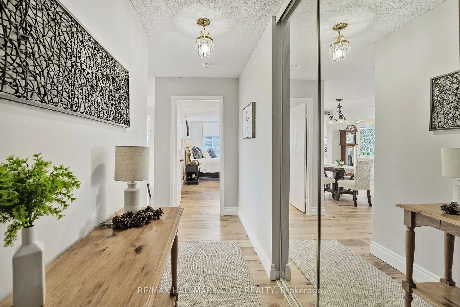 Photo 6 of Unit 610, 65 Ellen Street, Barrie, Lakeshore — HOMEH
