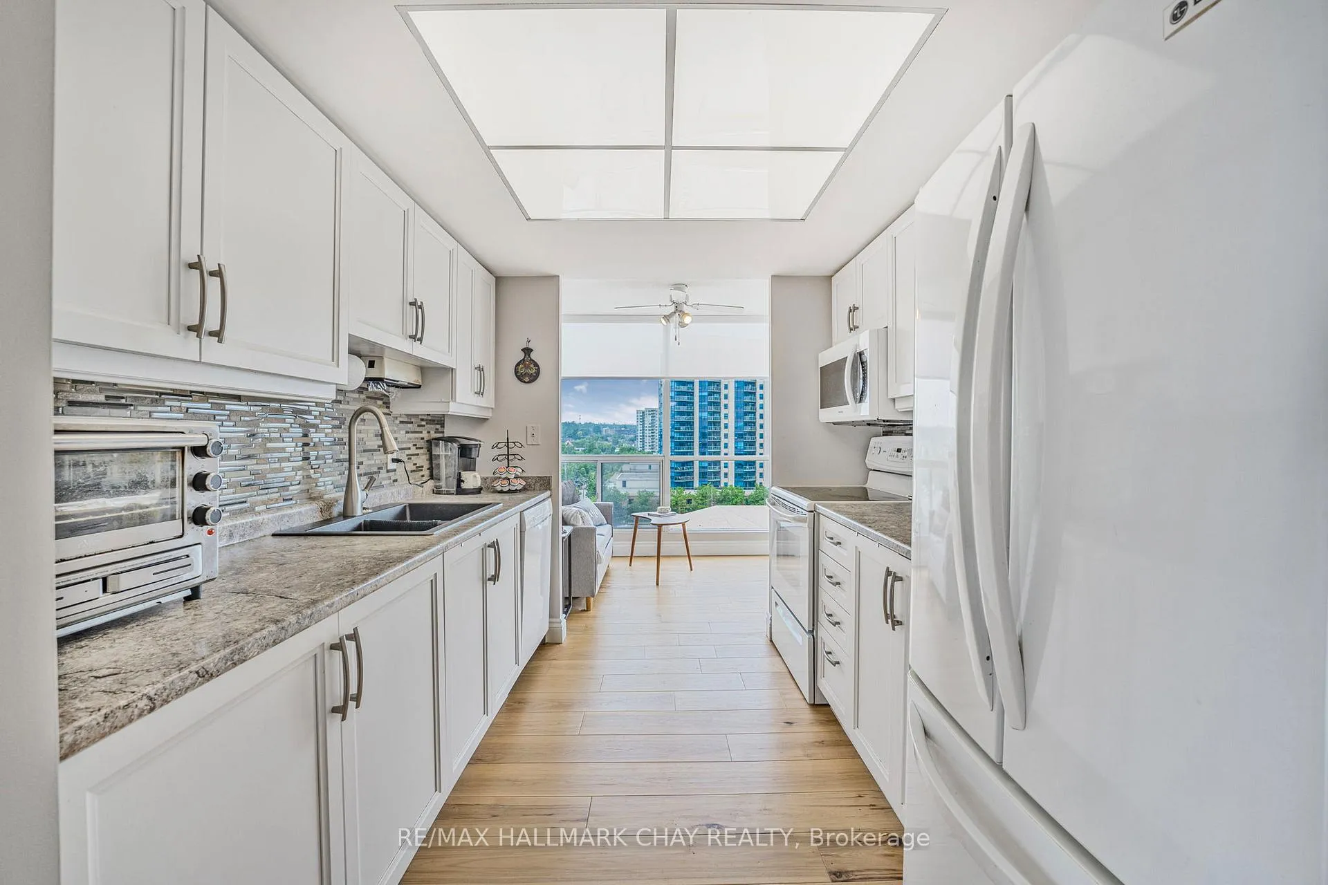 Photo 14 of Unit 610, 65 Ellen Street, Barrie, Lakeshore — HOMEH