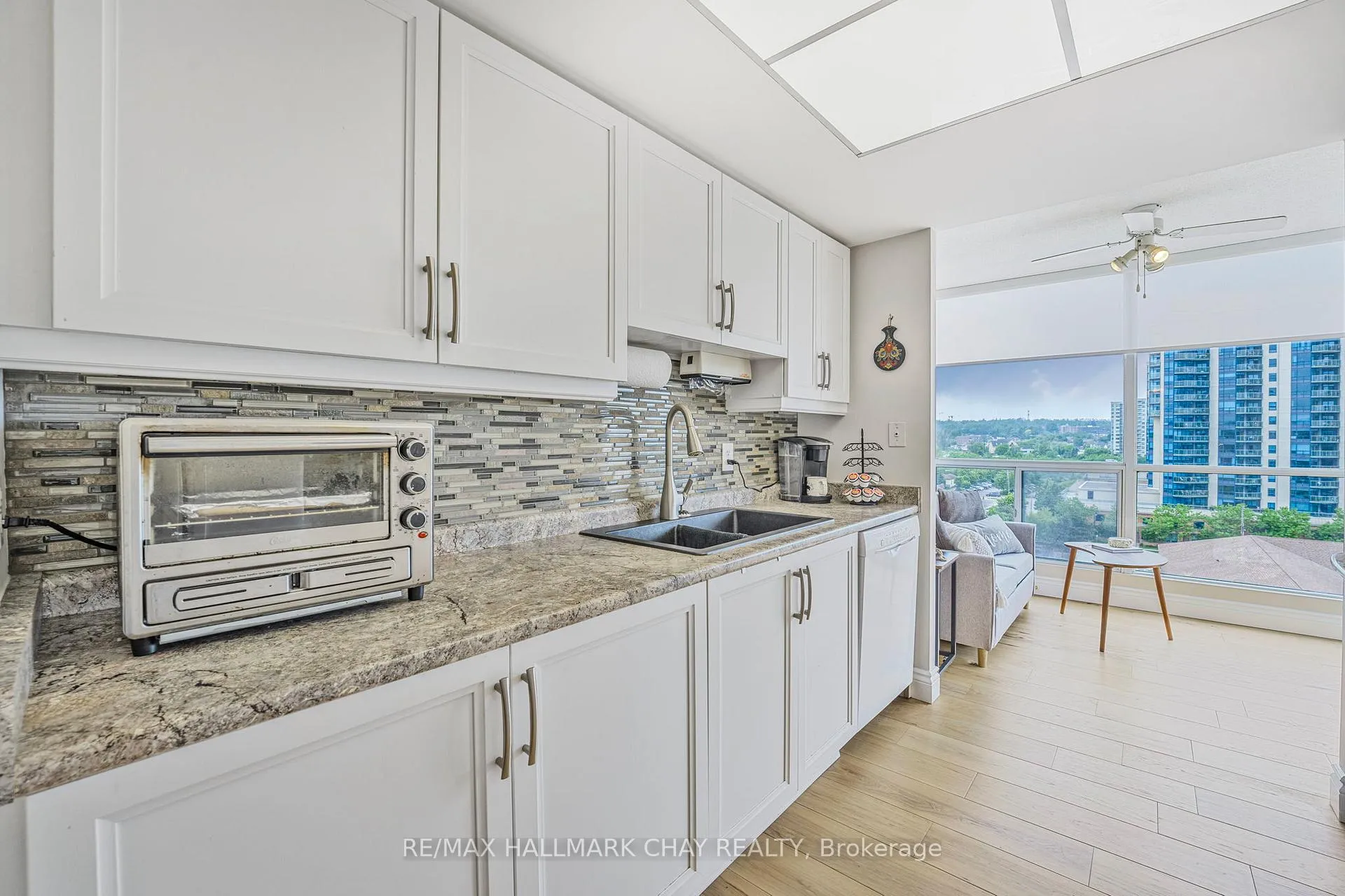 Photo 15 of Unit 610, 65 Ellen Street, Barrie, Lakeshore — HOMEH