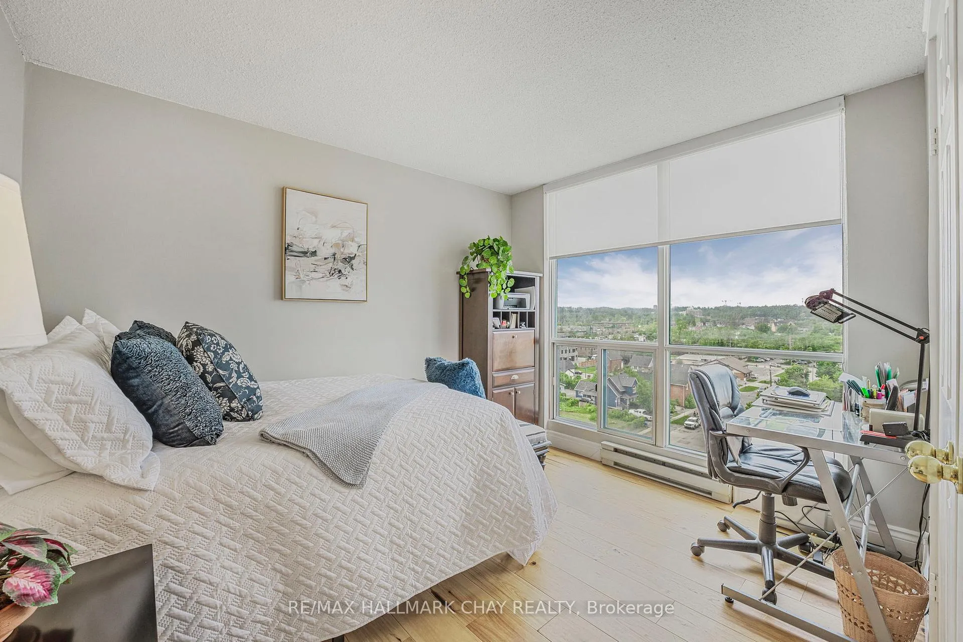 Photo 23 of Unit 610, 65 Ellen Street, Barrie, Lakeshore — HOMEH