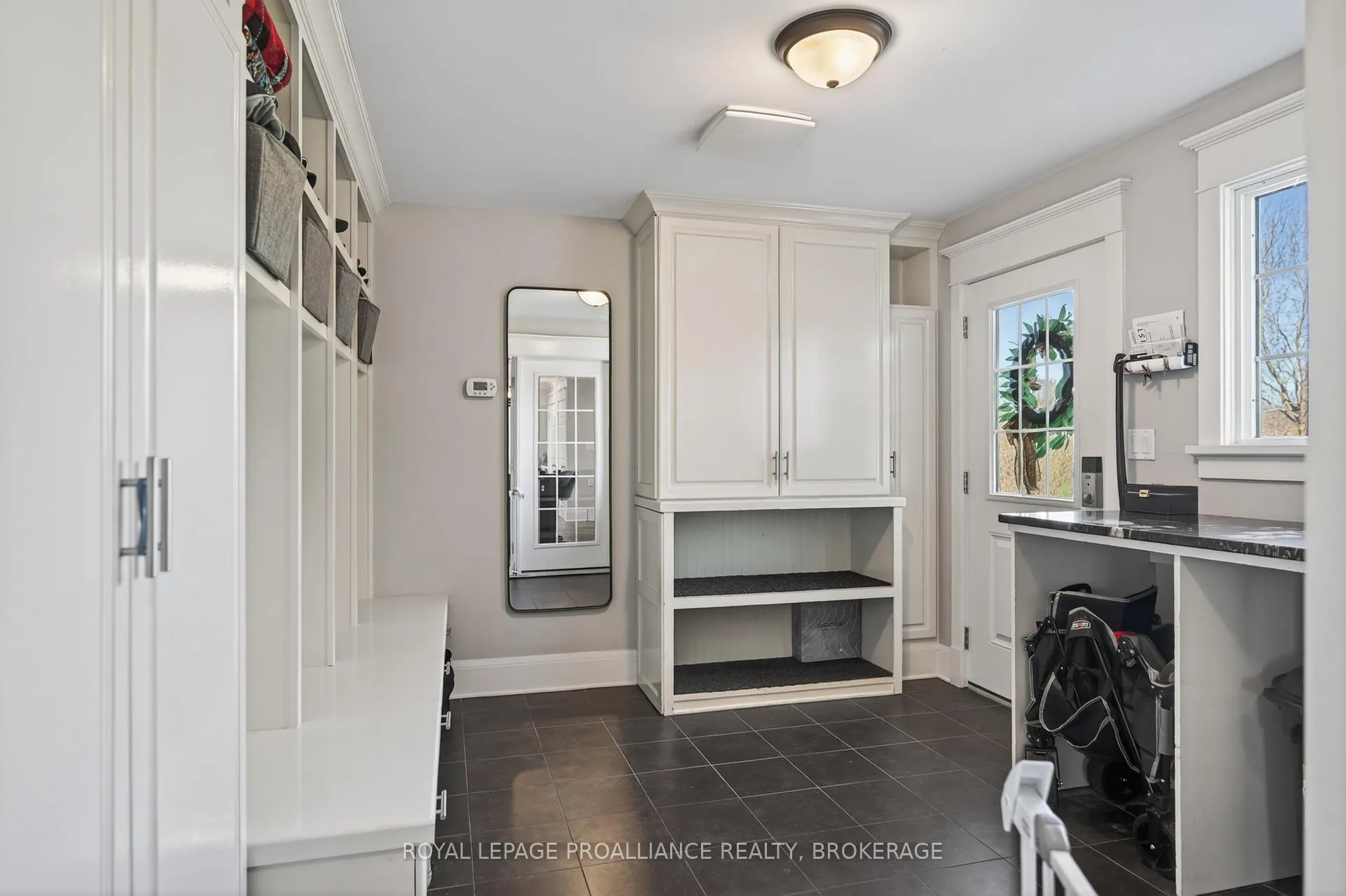 Photo 10 of 2489 Quabbin Road, Kingston, City North of 401 — HOMEH