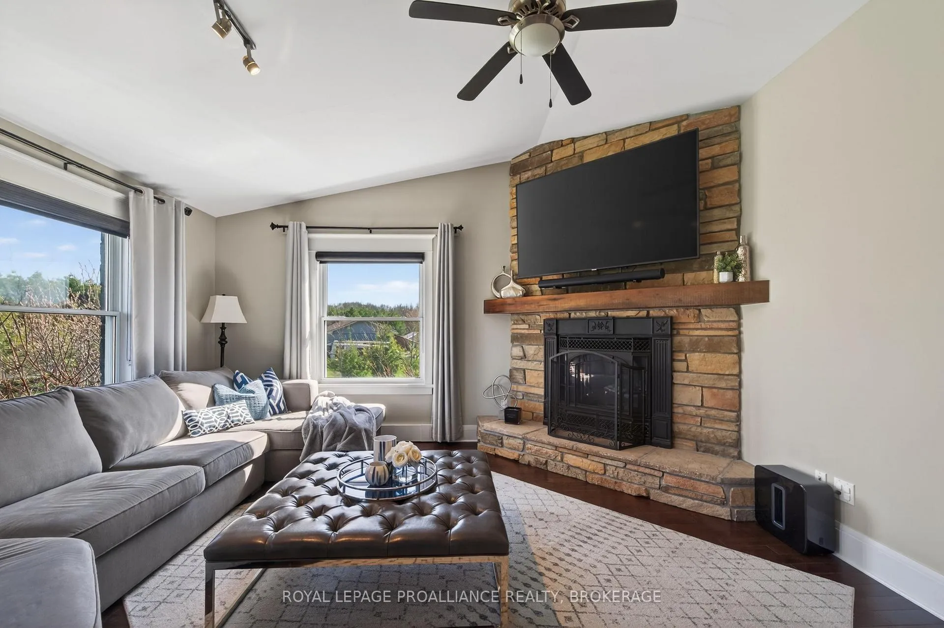 Photo 15 of 2489 Quabbin Road, Kingston, City North of 401 — HOMEH